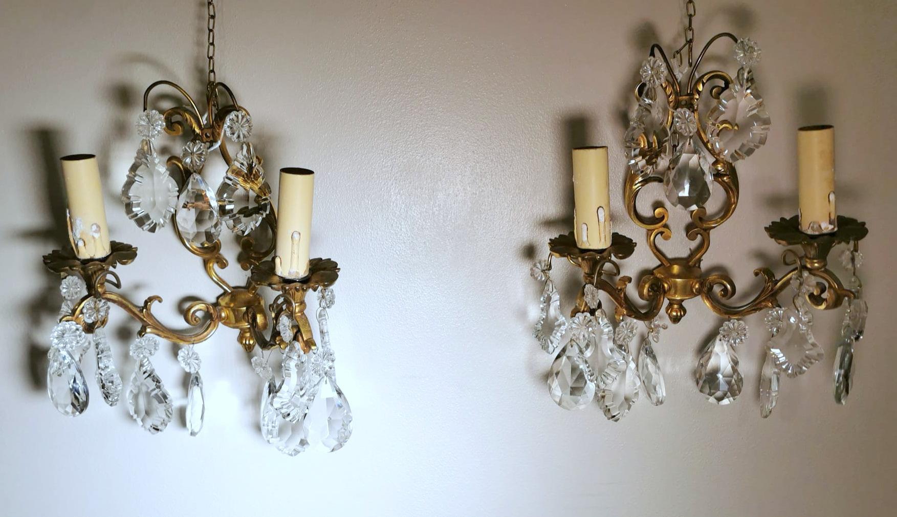 Louis XVI Style Pair of French Wall Sconces in Brass and Crystals For Sale 1