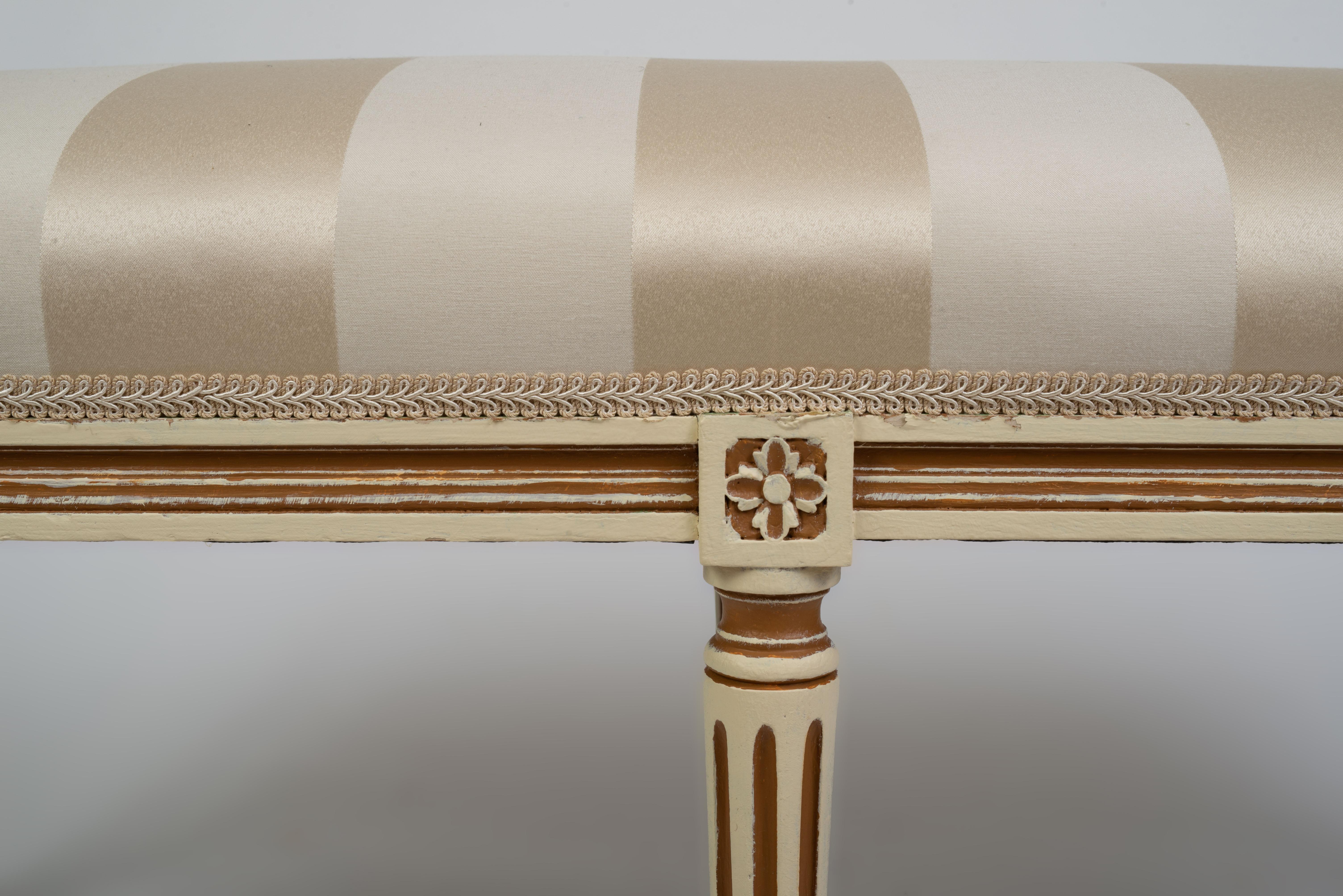 20th Century Louis XVI Style Parcel Cream and Brown Painted Bench For Sale