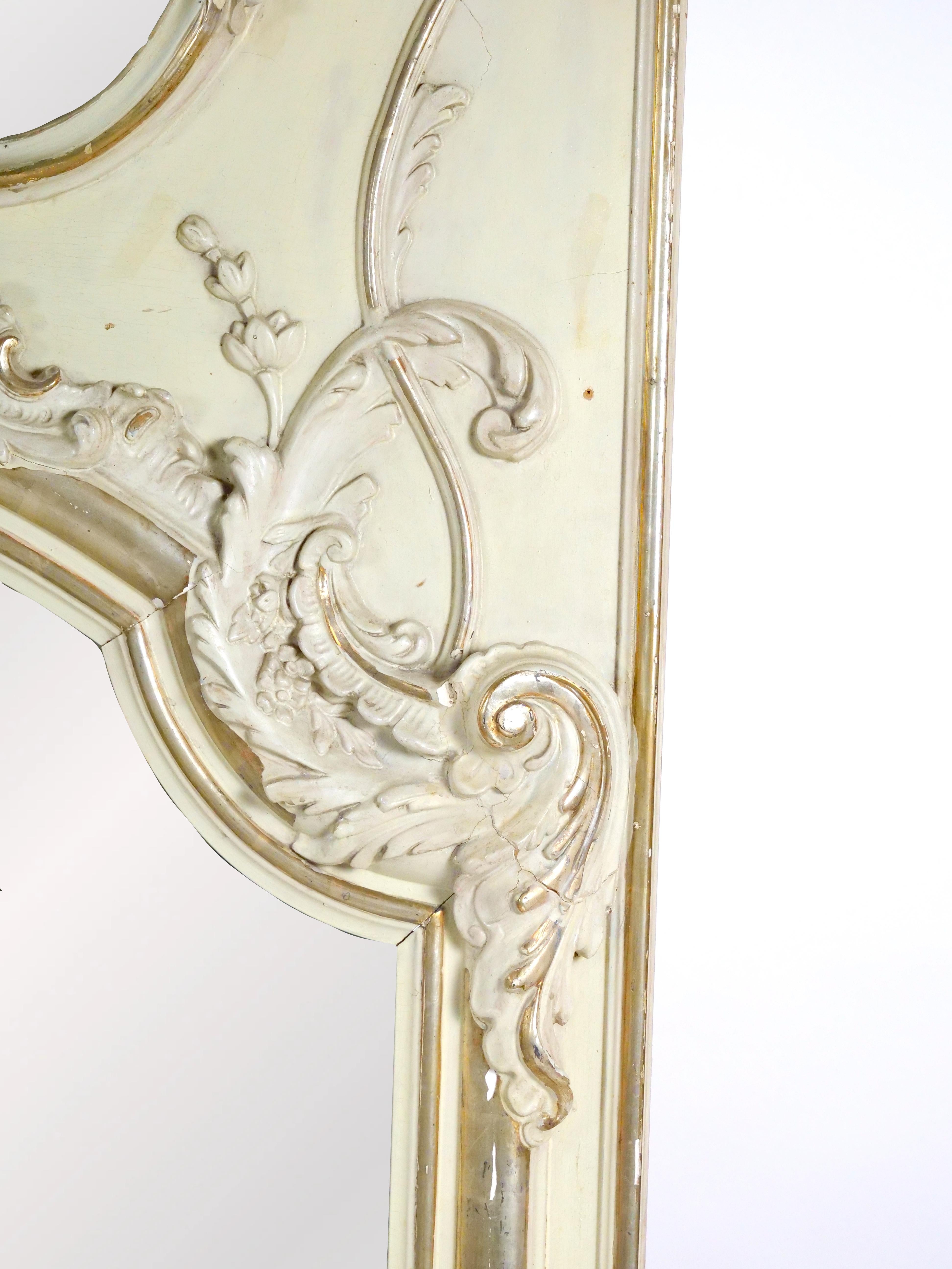 Louis XVI Style Parcel Gilt / White Painted Pier  / Trumeau Mirror For Sale 3