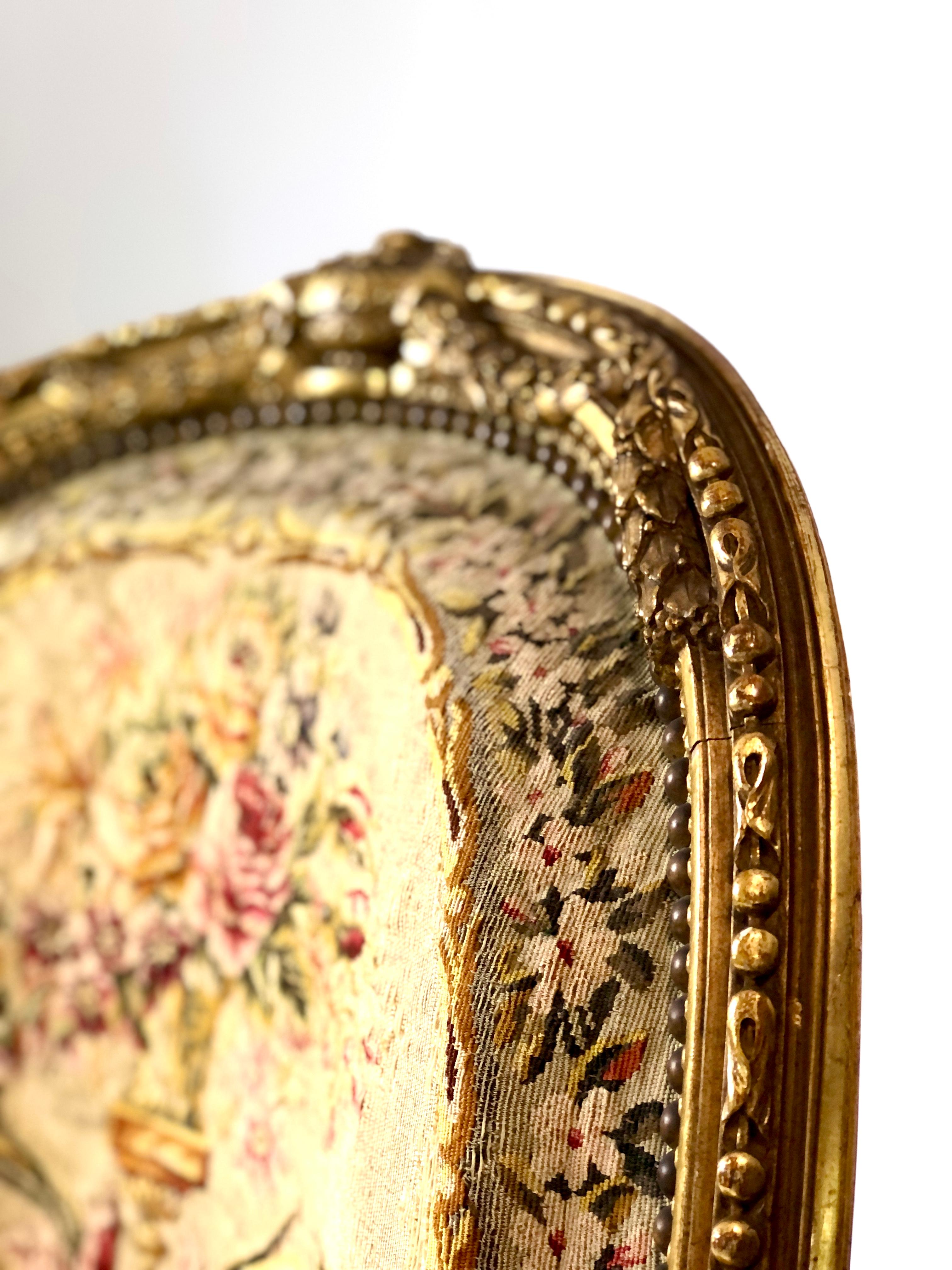 Antique Louis XVI Style Parisian Giltwood 5 Pieces Salon Suite For Sale 4
