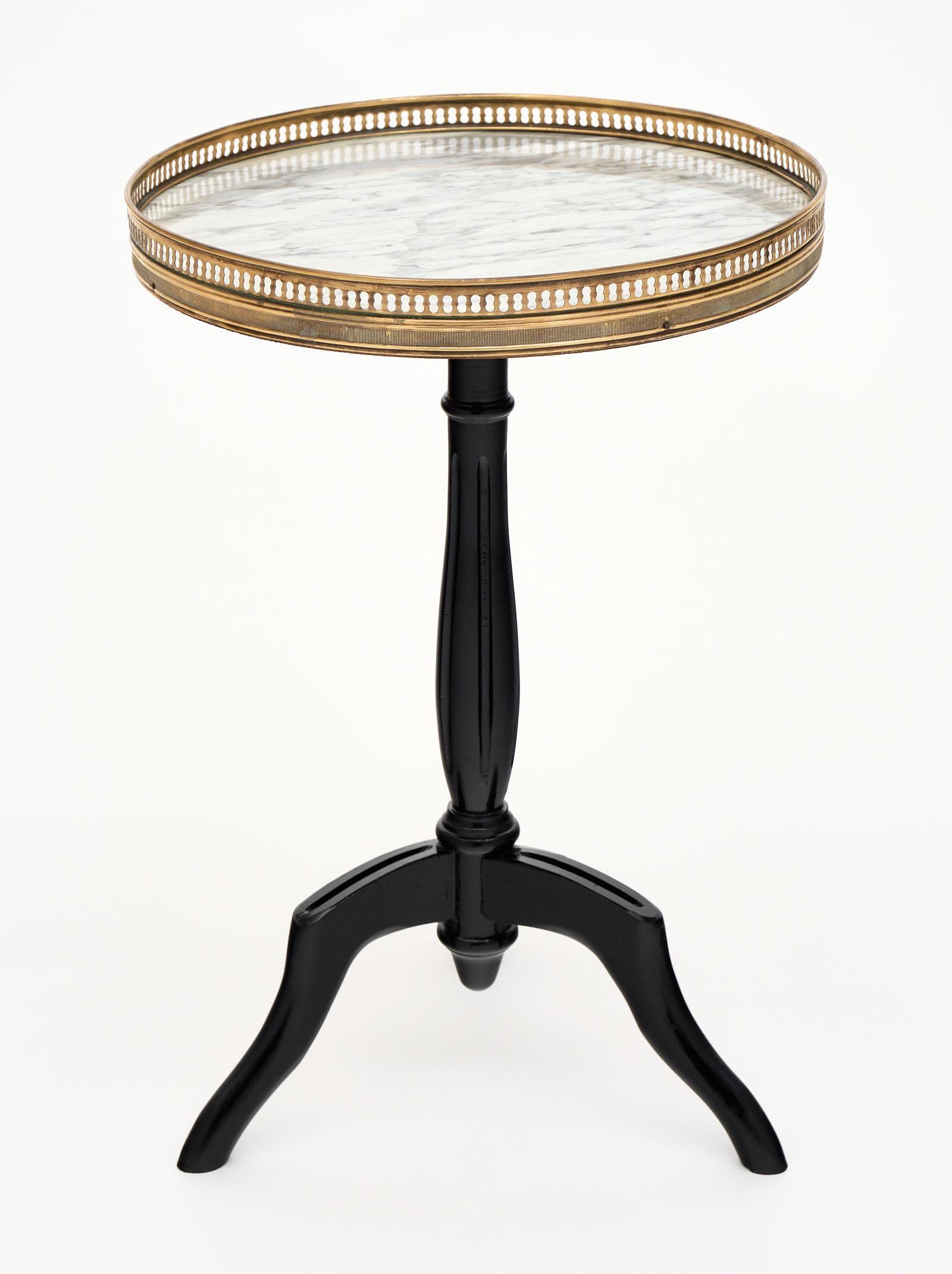 Louis XVI Style Petite Side Table In Good Condition In Austin, TX