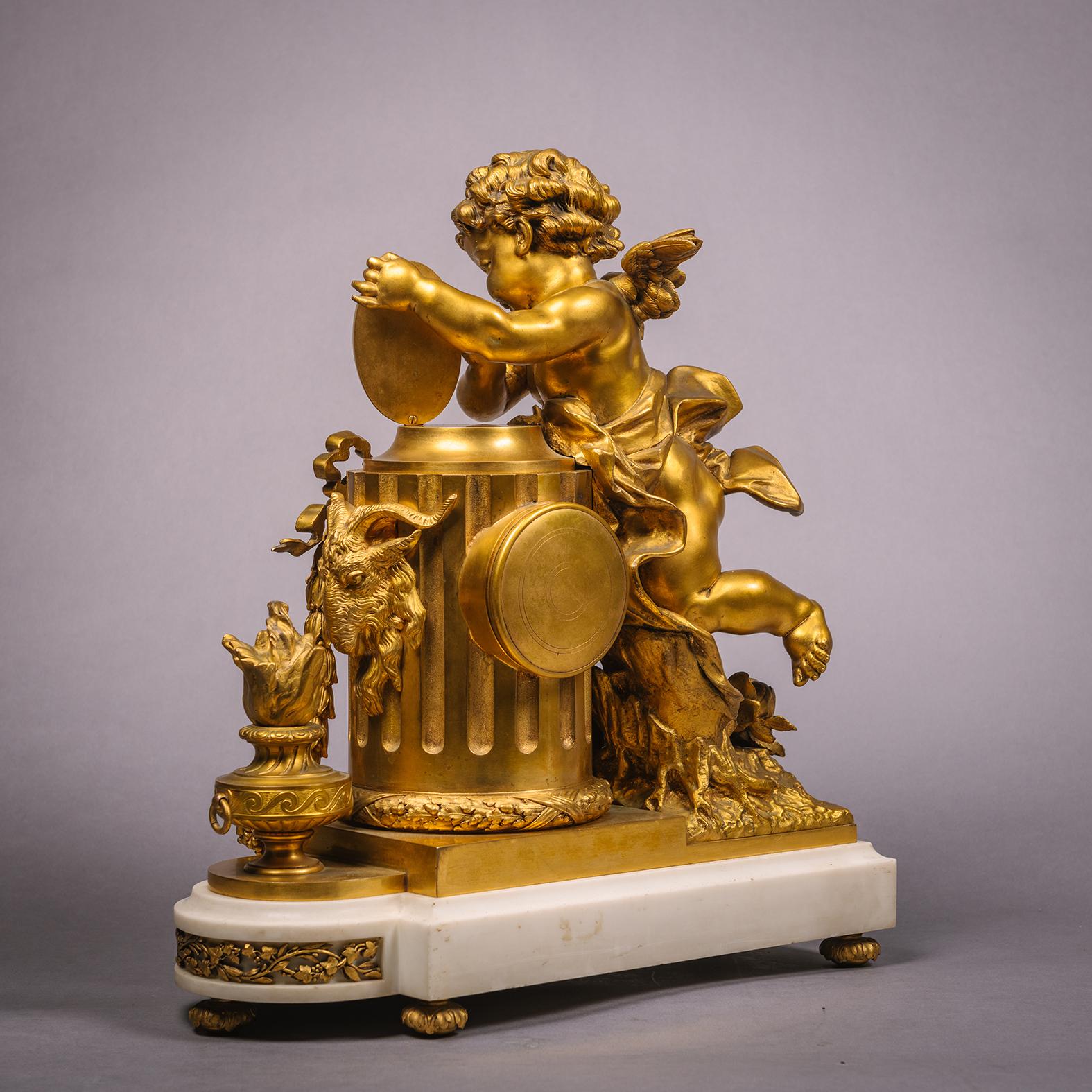 Orologio figurato con montatura in porcellana in stile Luigi XVI, Allegorico delle Arti in vendita 1