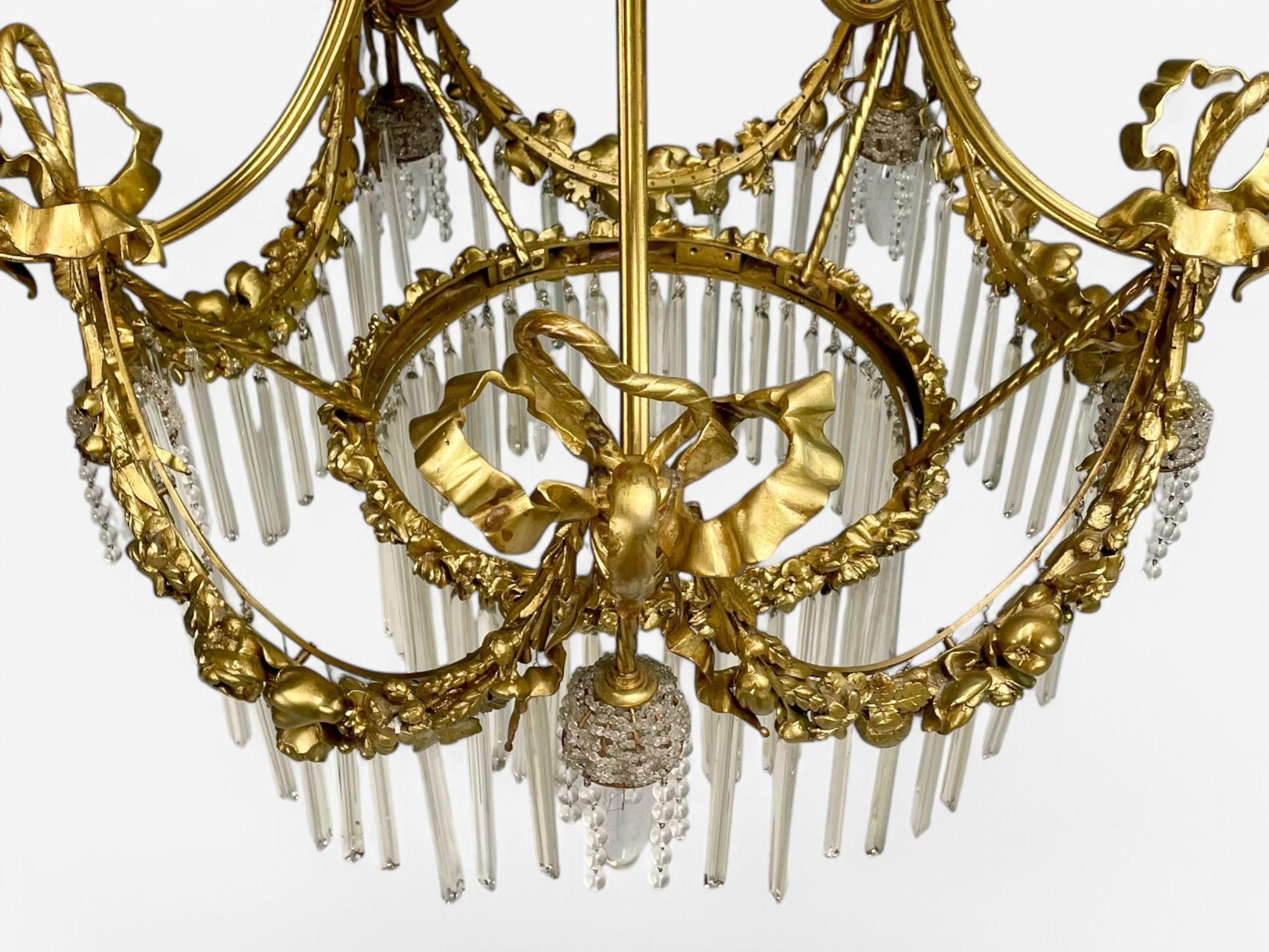 Lustre néoclassique russe de style Louis XVI, bronze, cristal, France, années 1900 en vente 2