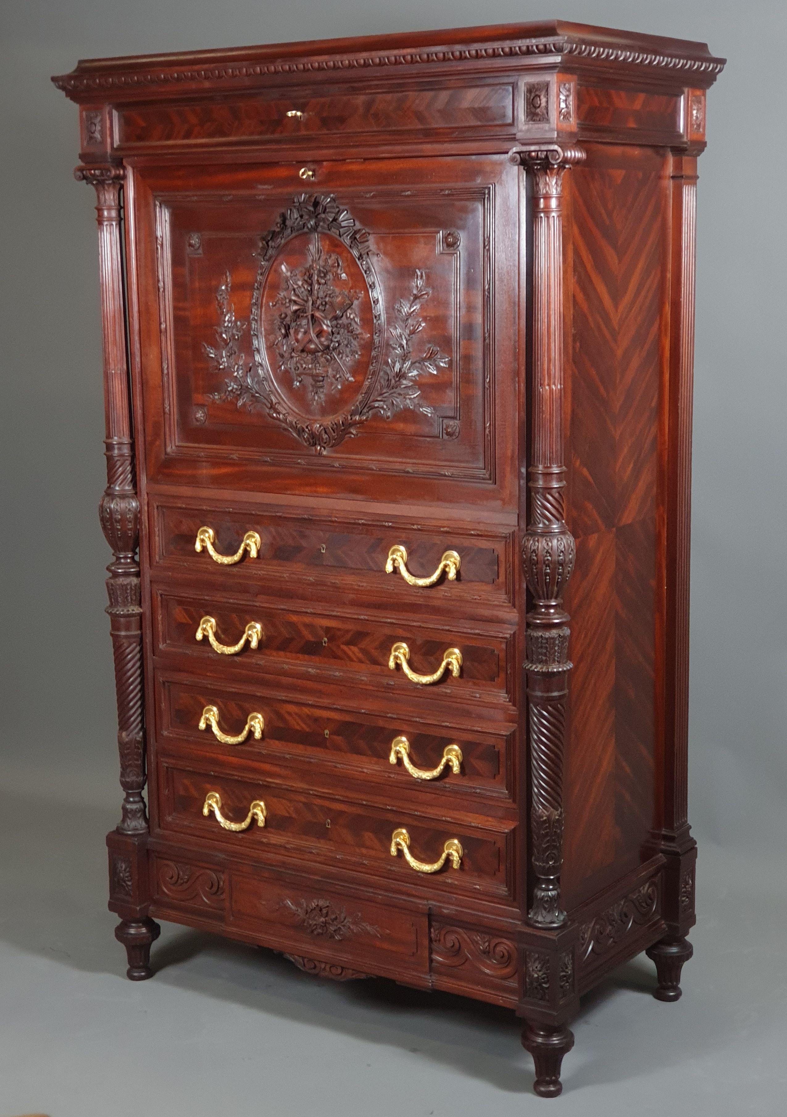Louis XVI Style Secretary Stamped Quignon in Paris In Good Condition For Sale In BARSAC, FR