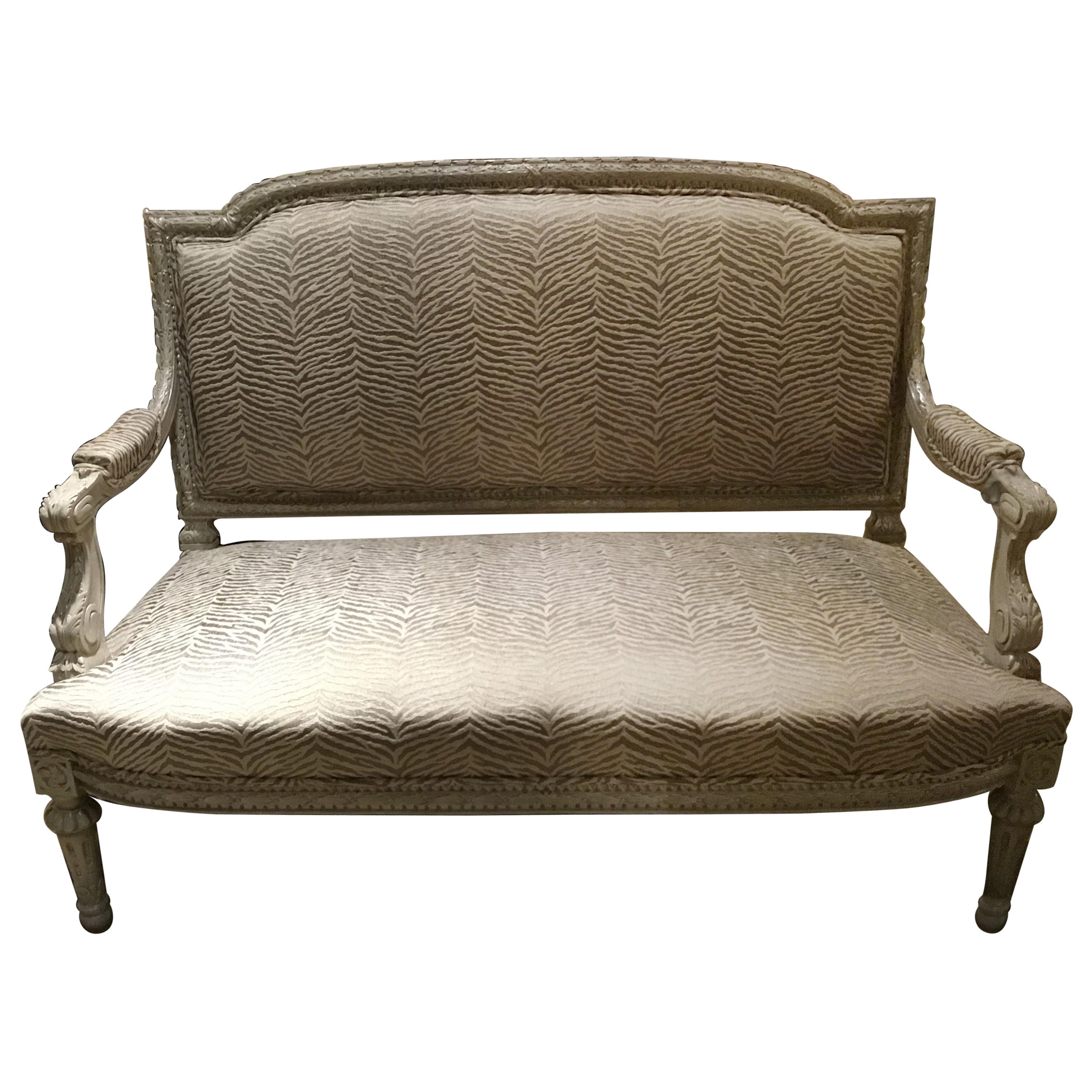 Settee/Love-Sitz im Louis-XVI.-Stil, polychromiert mit neuer Polsterung, 19. Jahrhundert