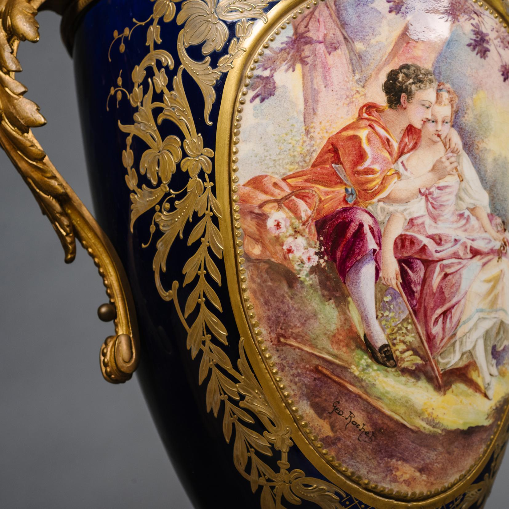 Jarrón de porcelana de Sèvres estilo Luis XVI montado como lámpara Porcelana en venta