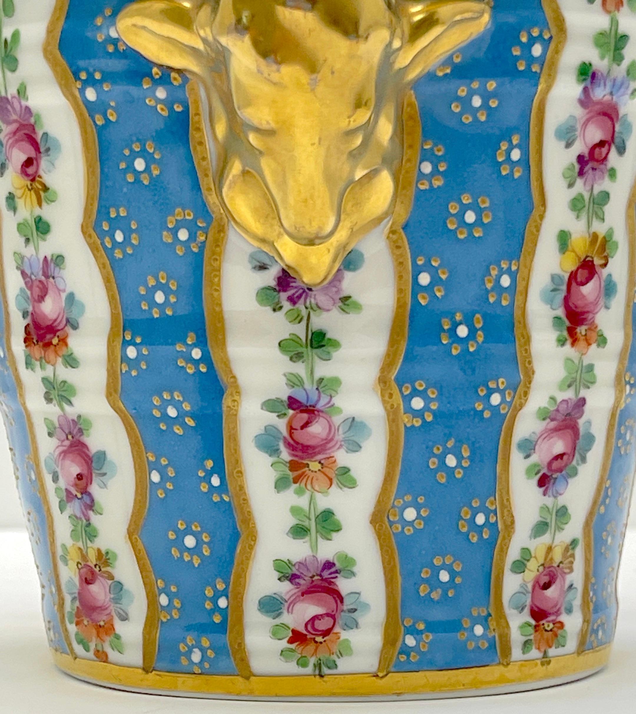 Pot de fleurs à motif de bélier de style Louis XVI, style Sèvres Pot de Cache, Carl Thieme Dresden Bon état - En vente à West Palm Beach, FL