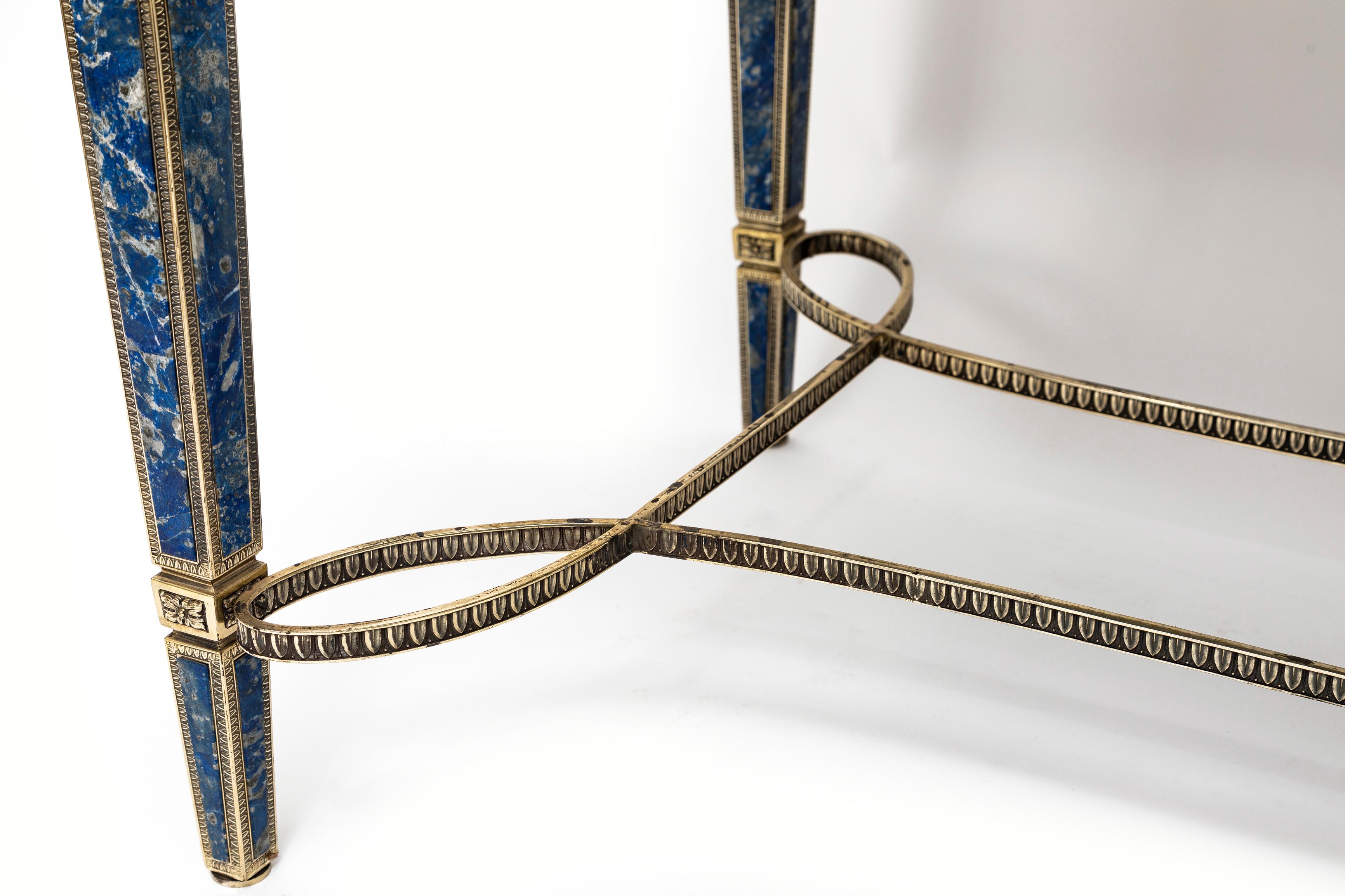 Louis XVI Stil Versilberte Bronze & Lapislazuli Couchtisch, Att. E. F. Caldwell im Angebot 3