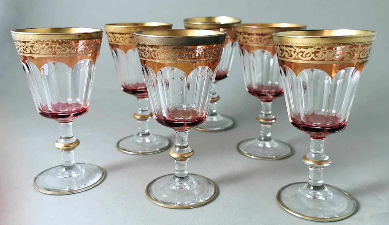 Gilt Louis XVI Style Six Blown and Colored Italian Wine Goblets Gold Rim For Sale