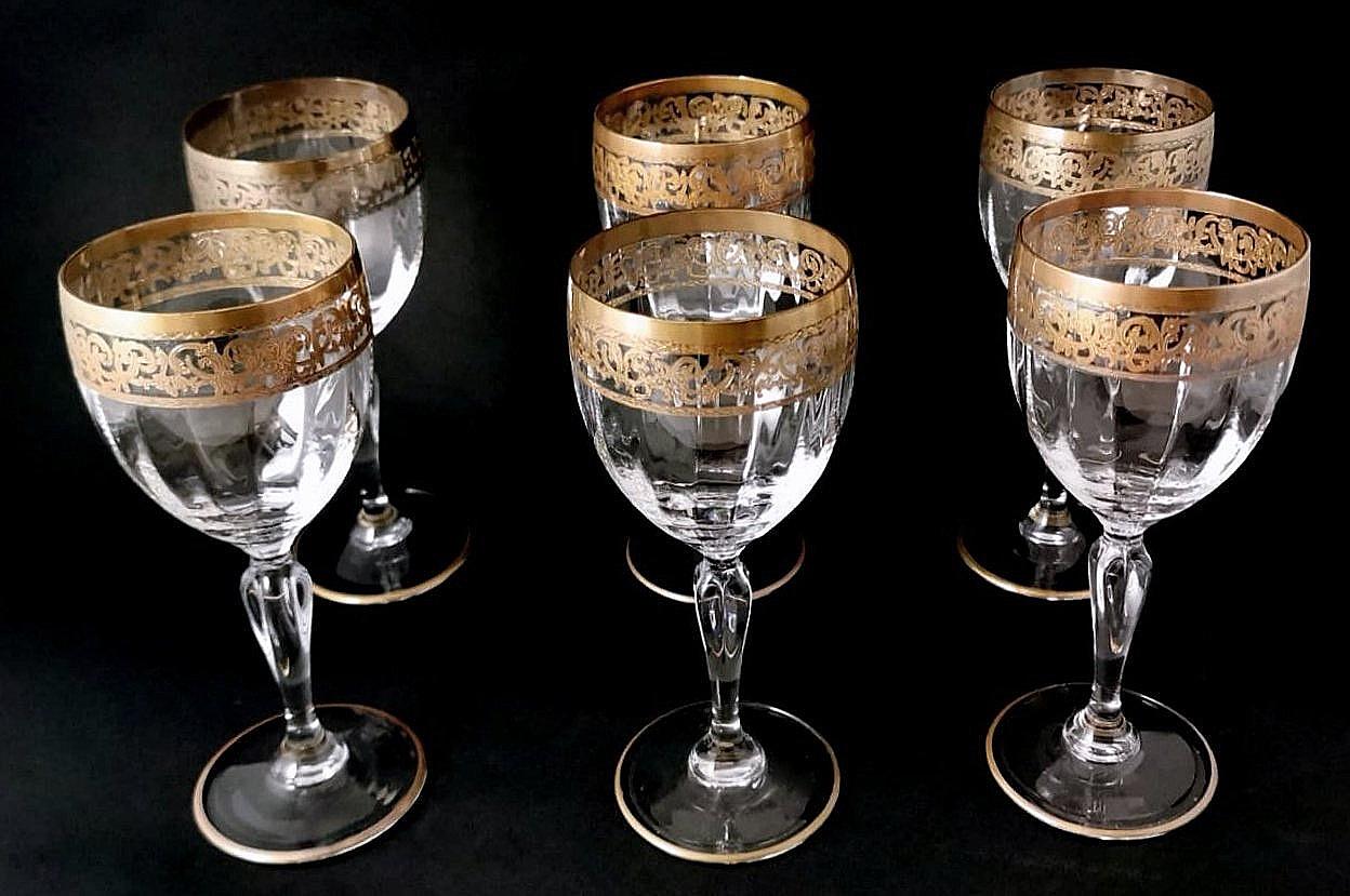 Gilt Louis XVI Style Six Blown Italian Water Goblets with Gold Rim For Sale