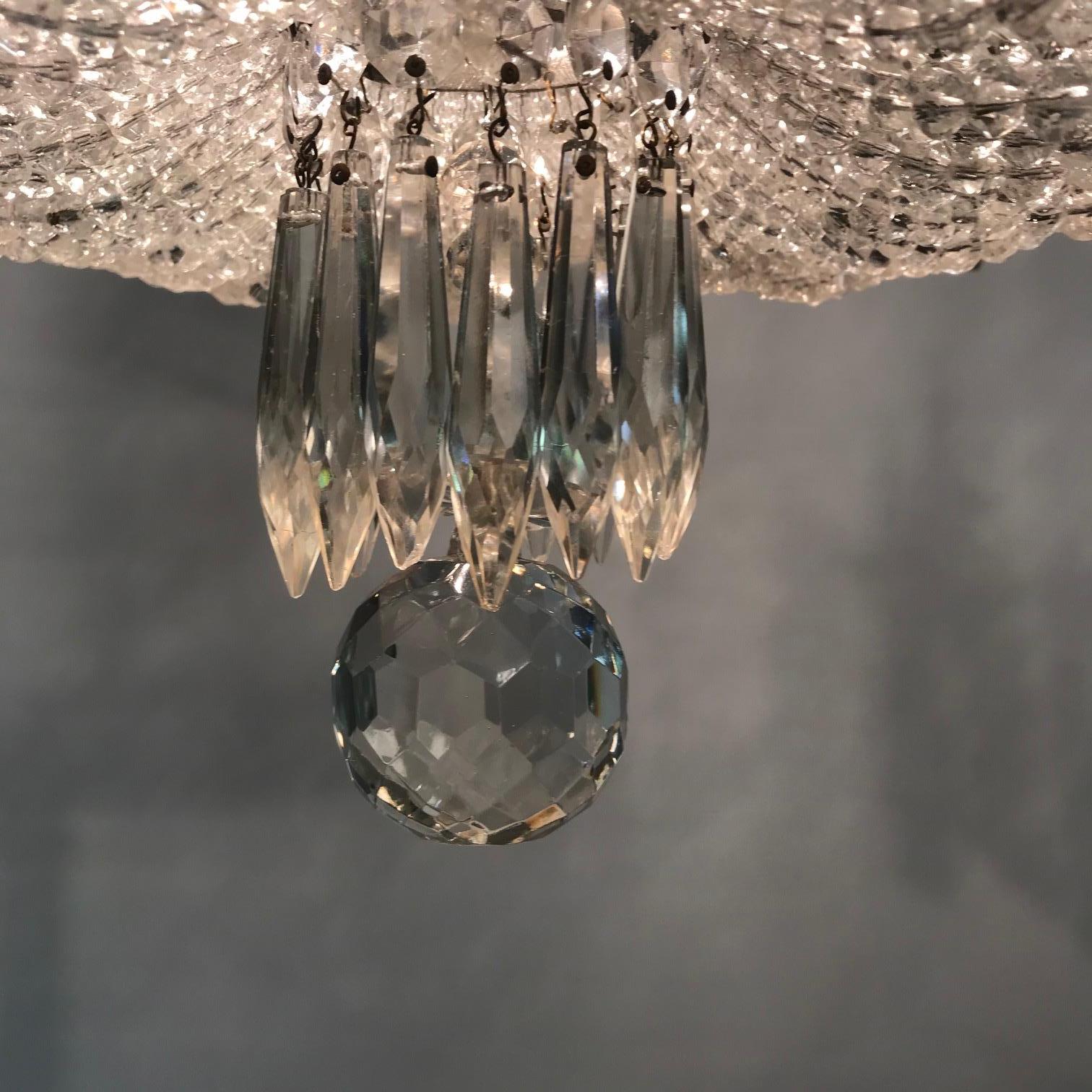Louis XVI Style Six-Light Basket Chandelier In Good Condition For Sale In Montreal, QC