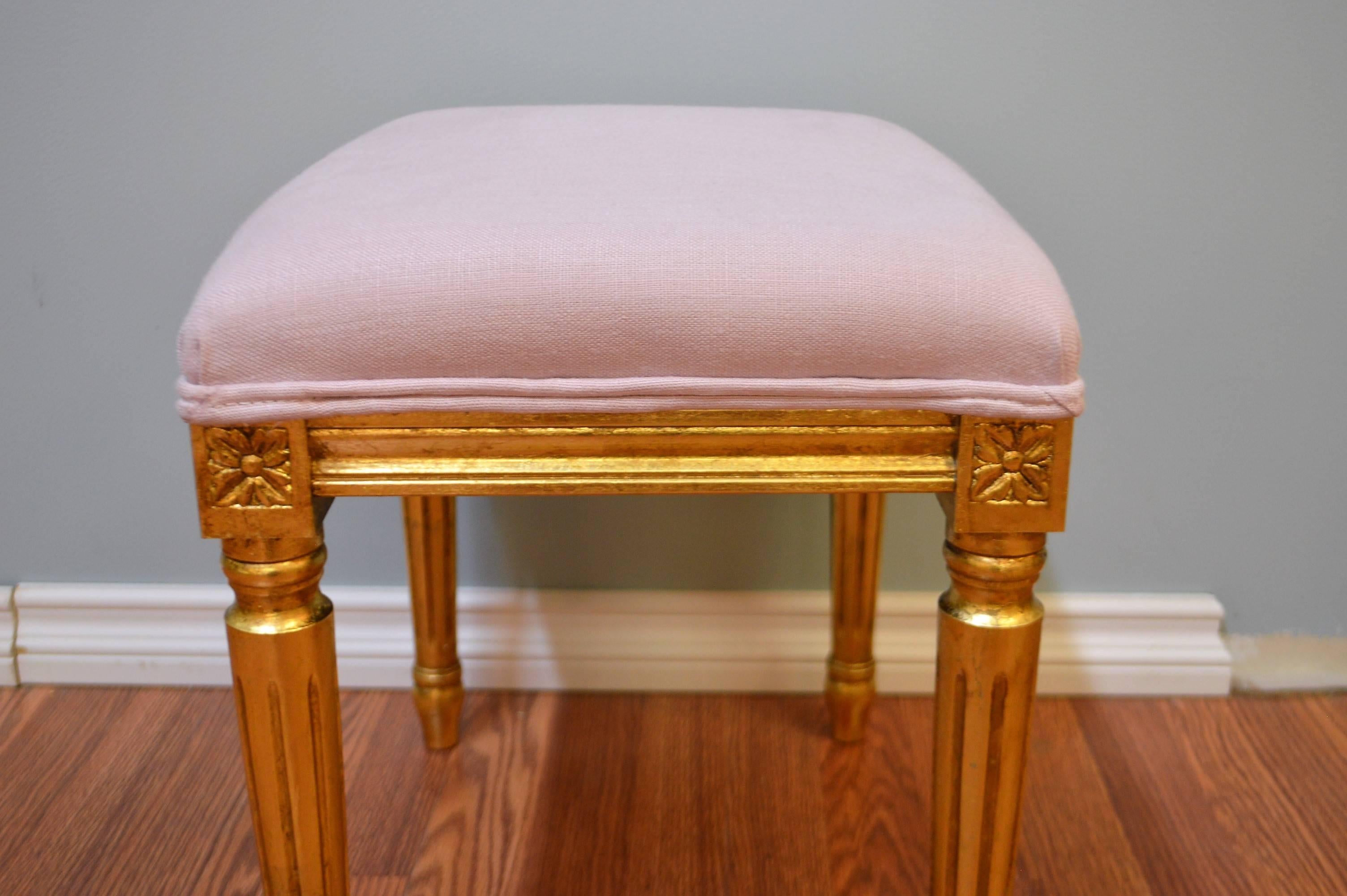 Louis XVI Style Small Bench for Custom Order, Gilded, Upholstered in Lilac Linen For Sale 1