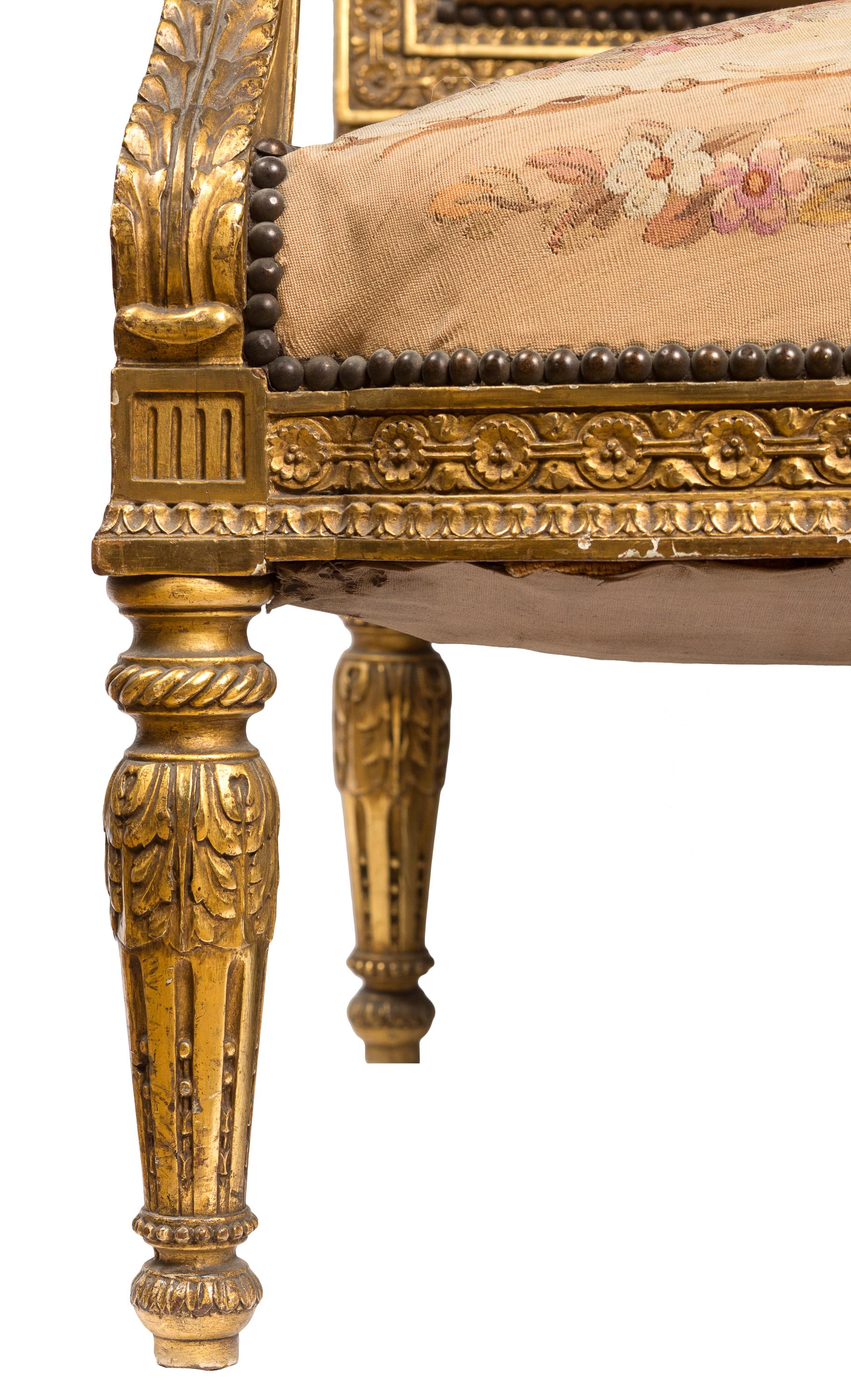 Canapé ancien de style Louis XVI, suite de salon de 4 chaises, tapisserie d'Aubusson en vente 1