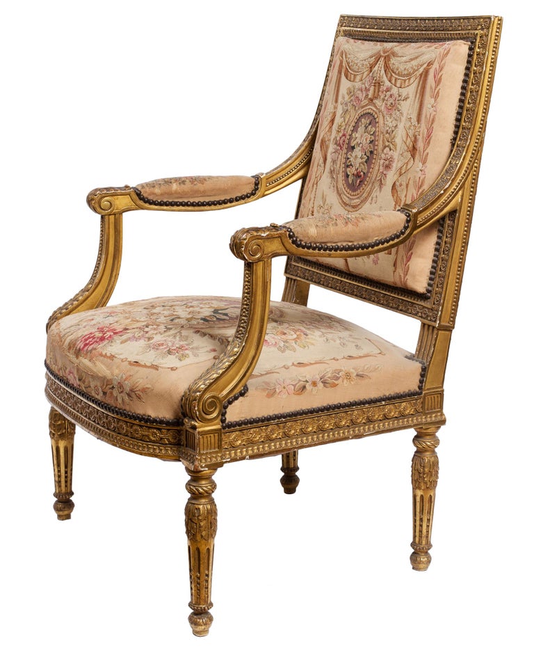 Louis XVI Style Sofa and Four Chair Salon Suite, Aubusson Tapestry Upholstery In Fair Condition For Sale In Madrid, ES