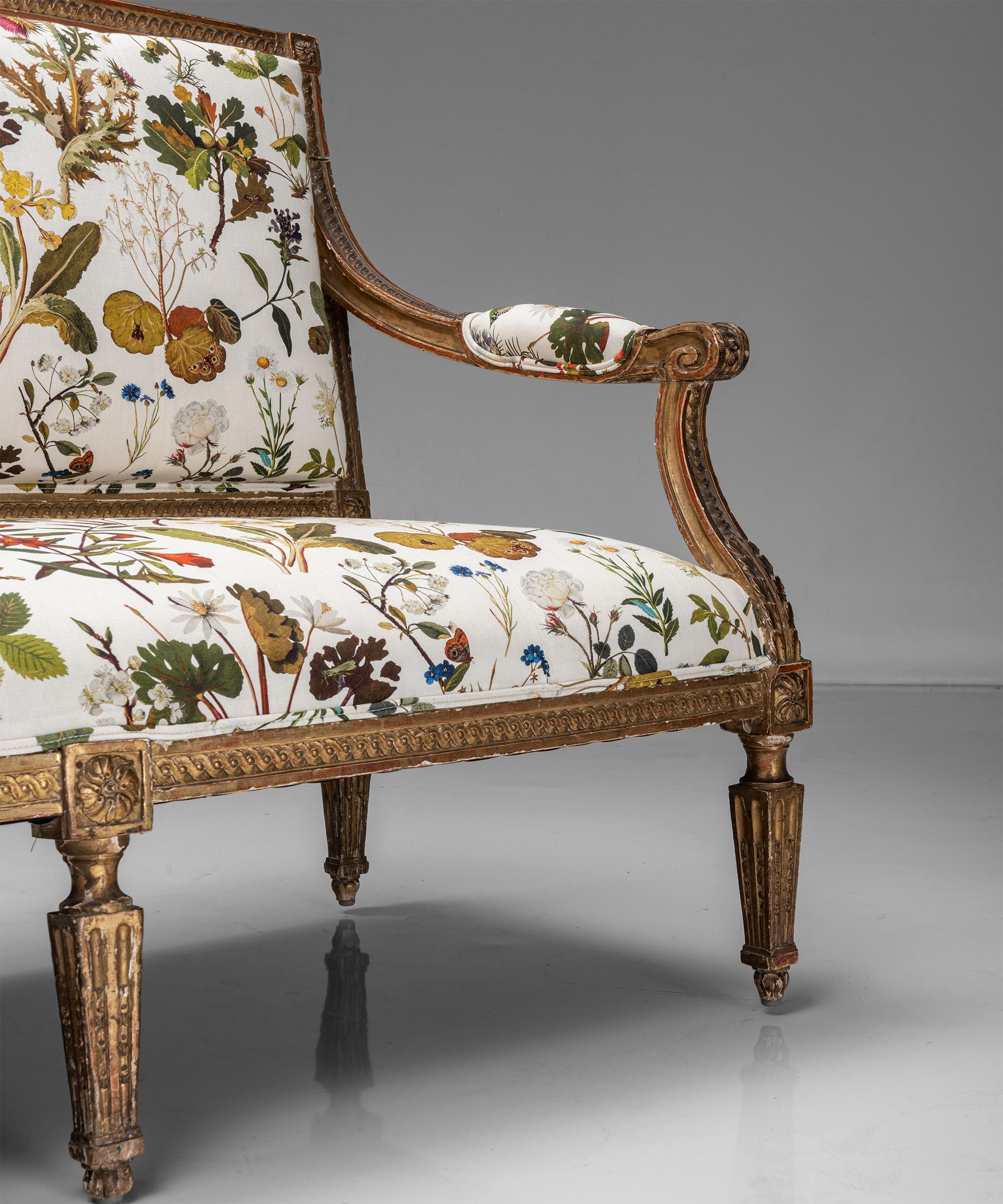 Louis XVI Style Sofa in Cotton Linen from House of Hackney, France circa 1880 In Good Condition In Culver City, CA