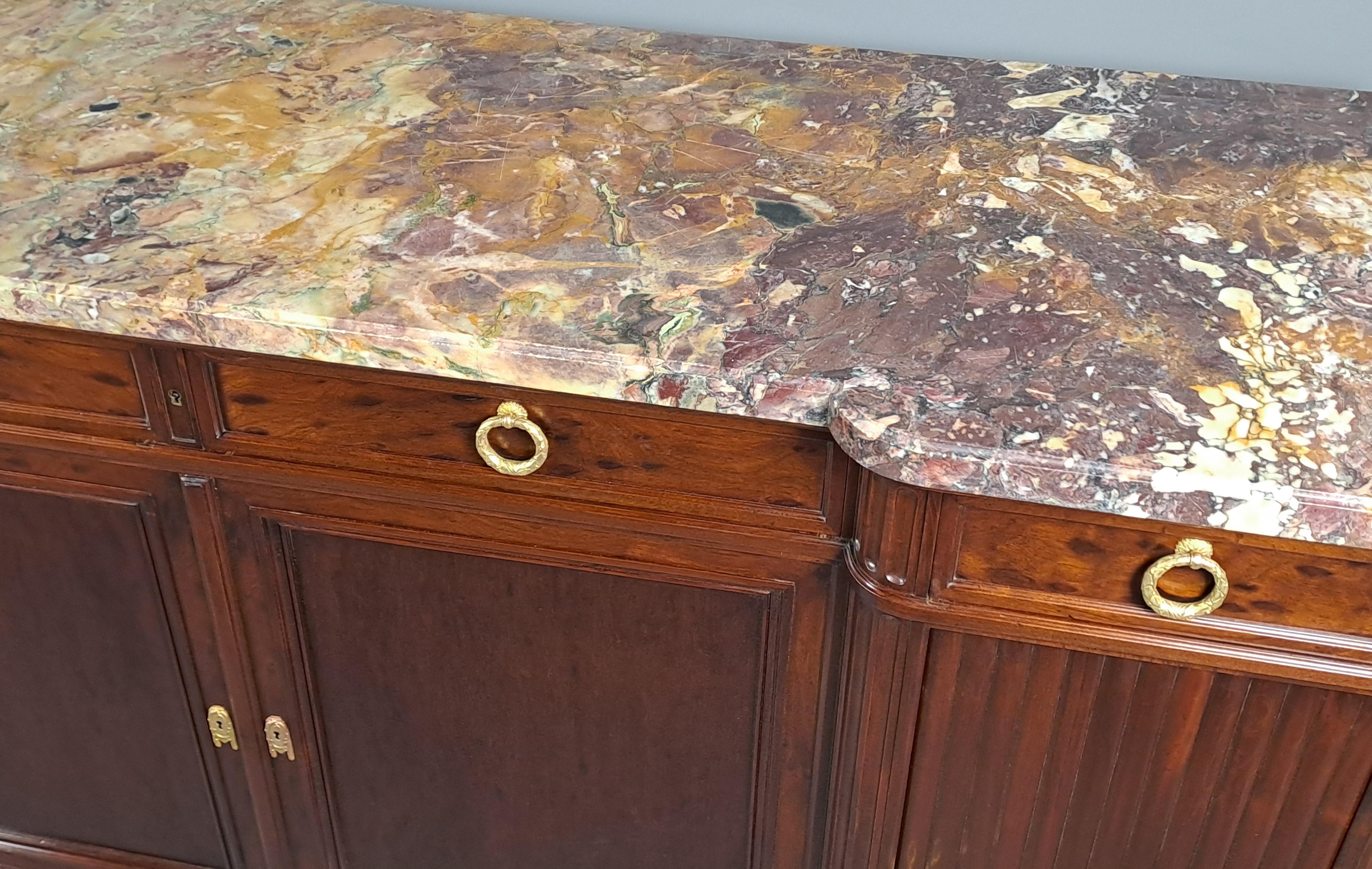 Credenza in mogano massiccio in stile Luigi XVI con timbro Haentges a Parigi in vendita 5