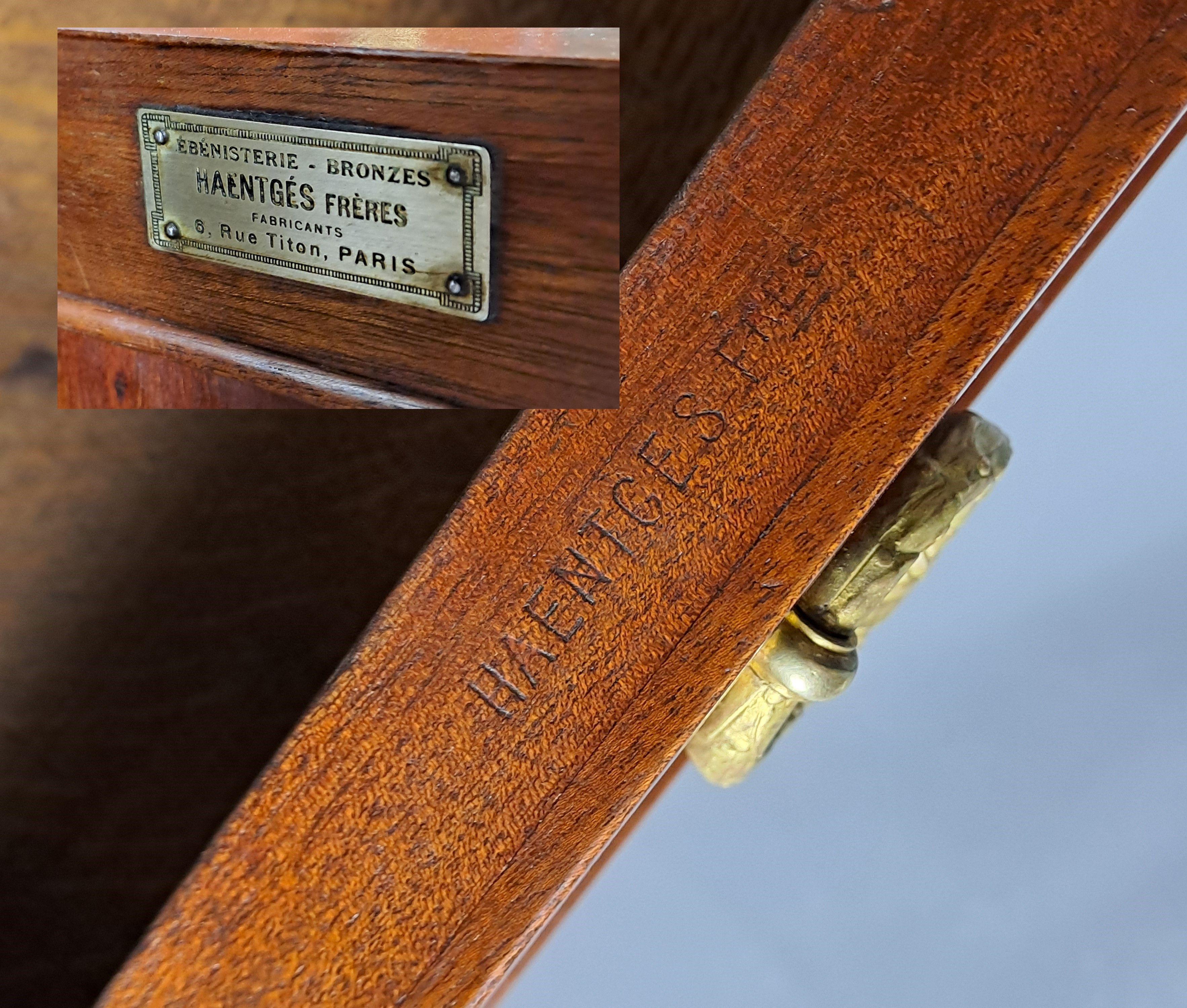 Credenza in mogano massiccio in stile Luigi XVI con timbro Haentges a Parigi in vendita 3
