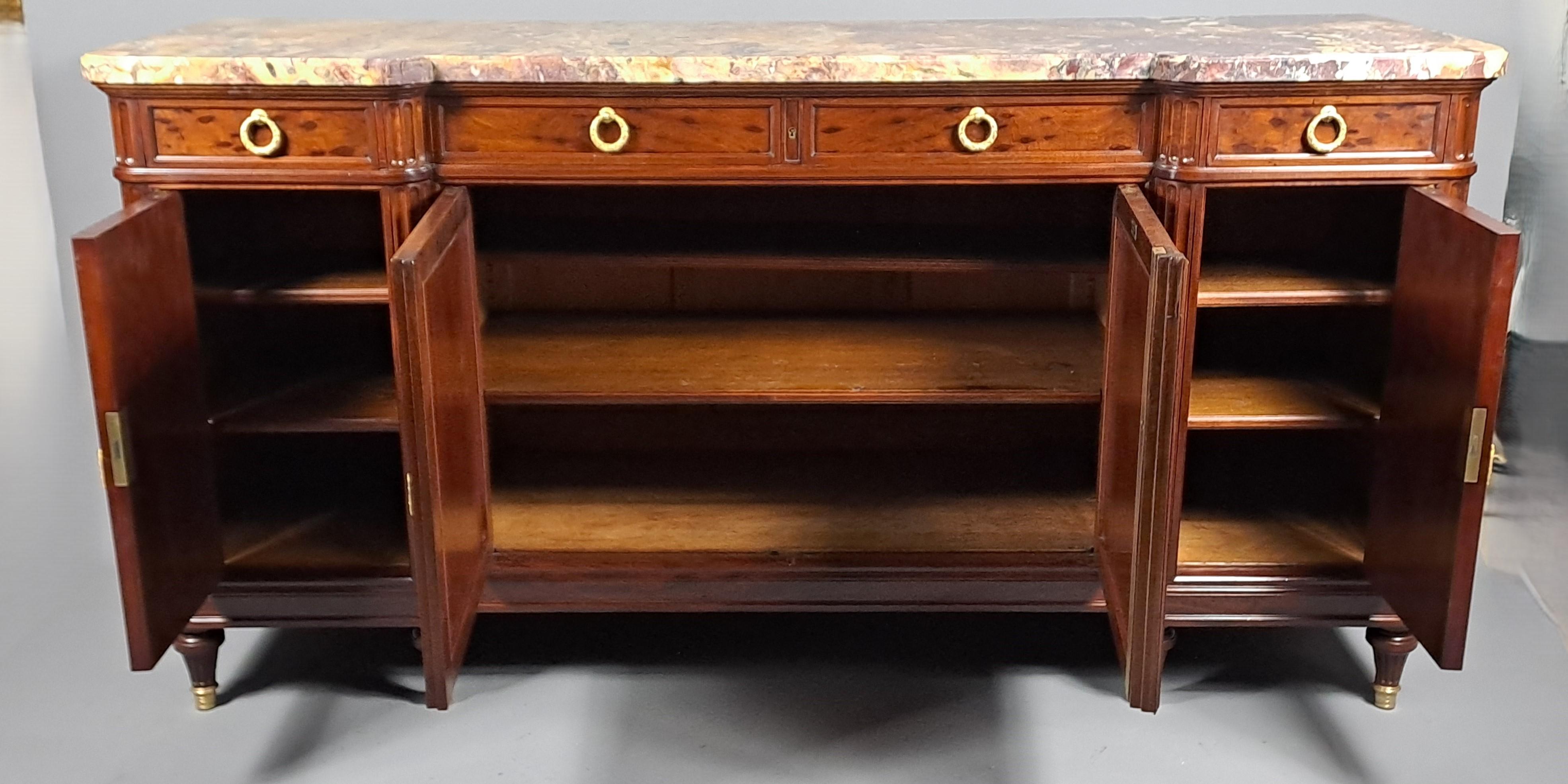 Credenza in mogano massiccio in stile Luigi XVI con timbro Haentges a Parigi in vendita 4