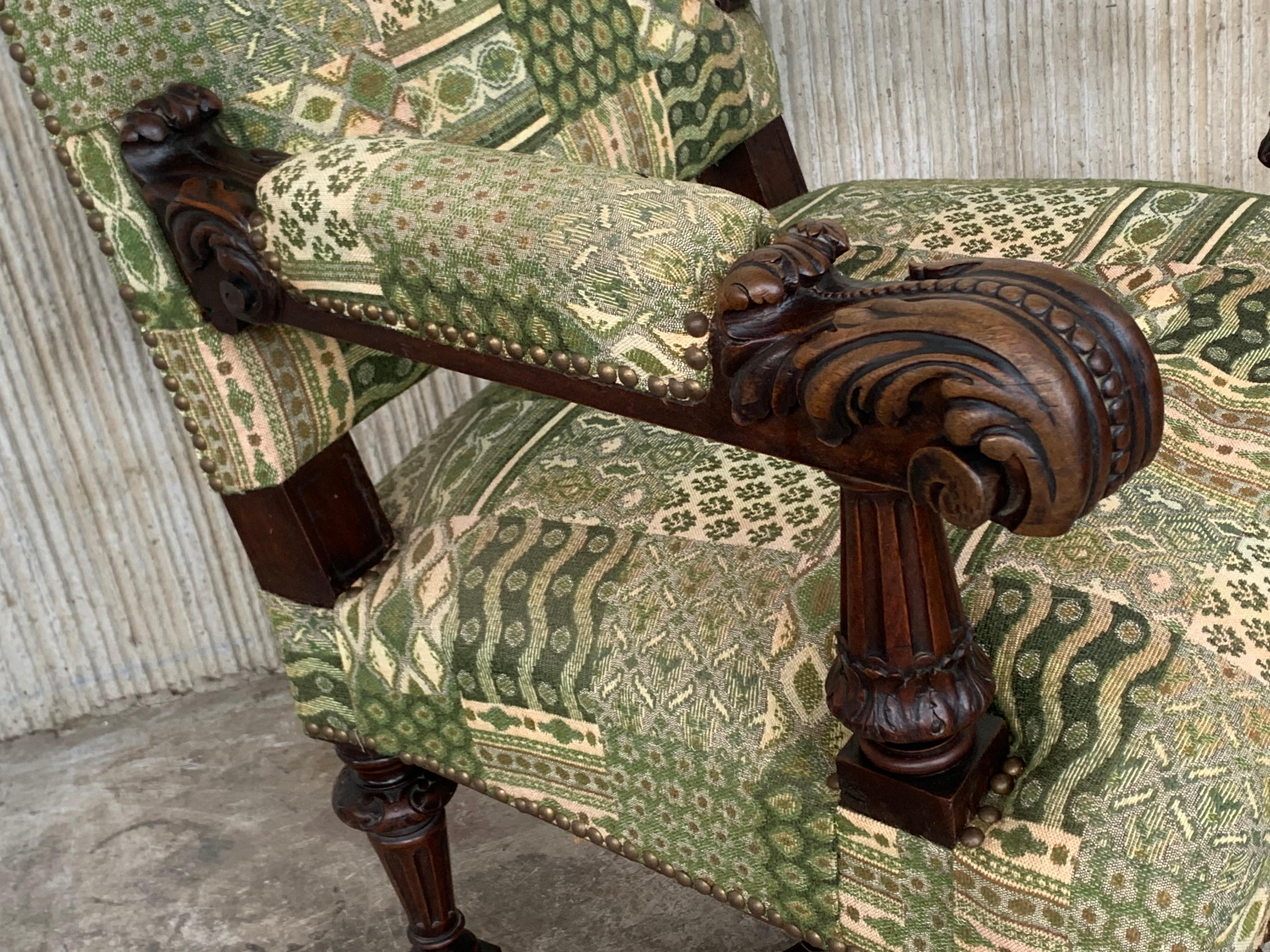 Louis XVI Style Spanish Pair of Carved Walnut Armchairs, 1900s For Sale 5