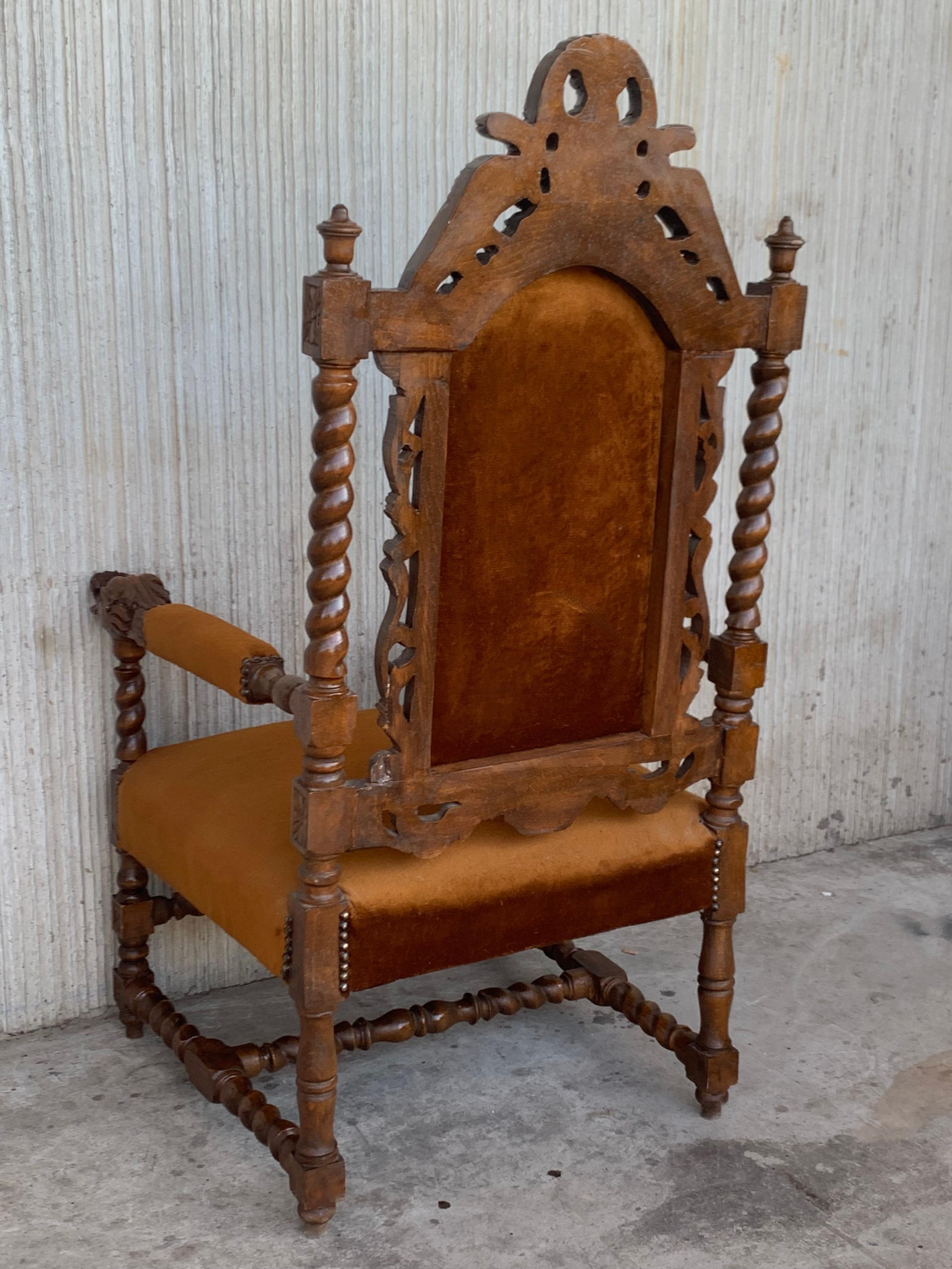 Louis XVI Style Spanish Pair of Carved Walnut Armchairs, 1900s For Sale 4