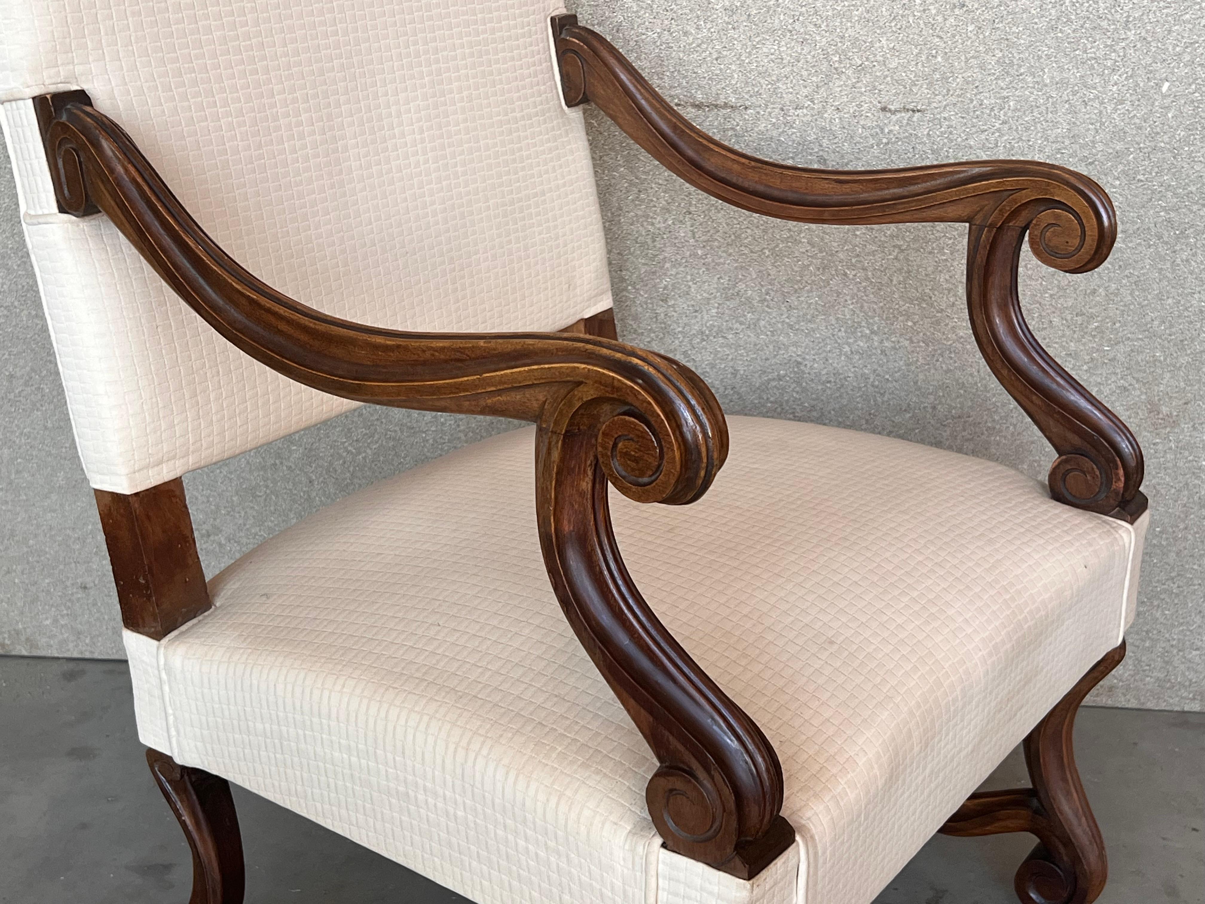 Louis XVI Style Spanish Pair of Carved Walnut Armchairs, 1900s For Sale 3