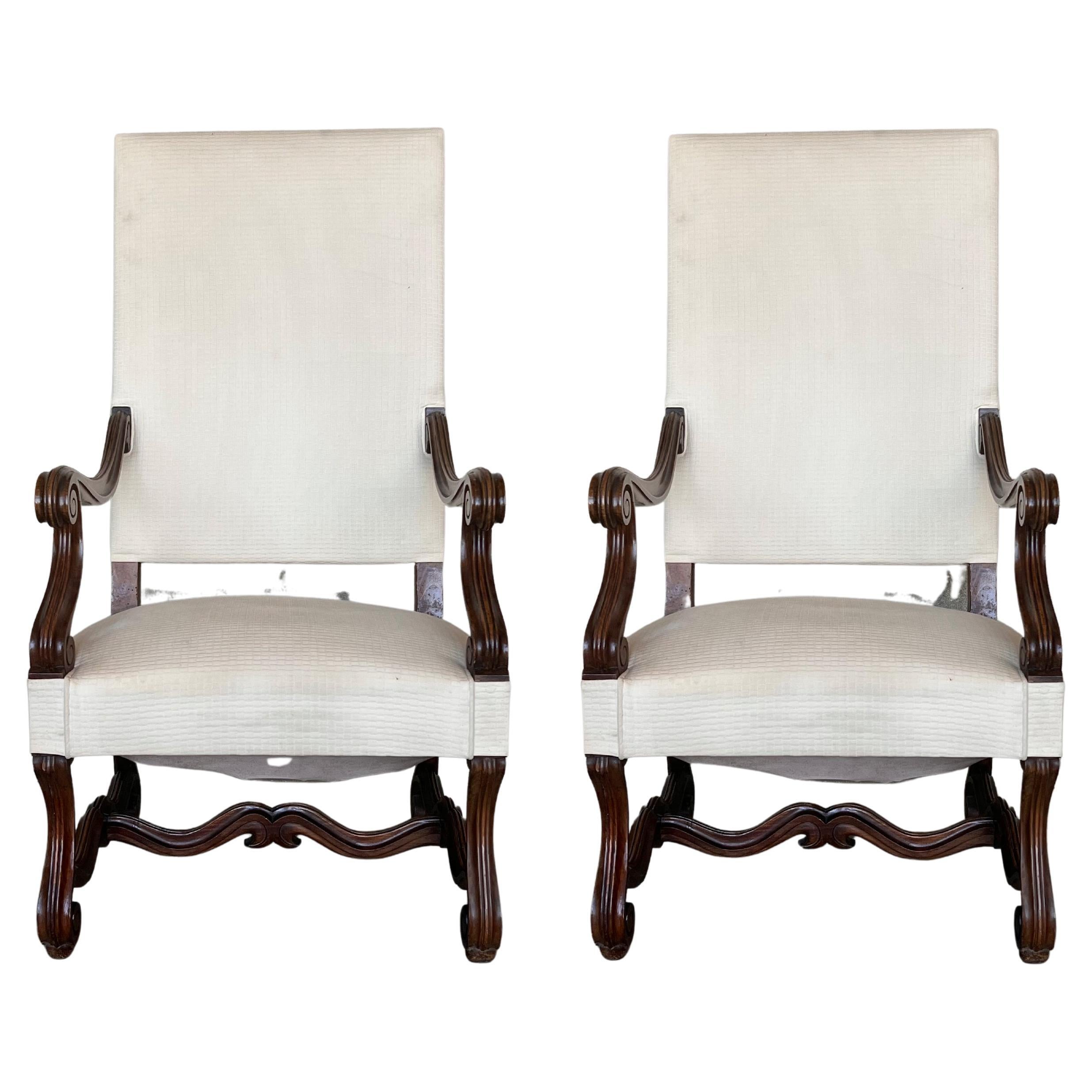 Louis XVI Style Spanish Pair of Carved Walnut Armchairs, 1900s For Sale