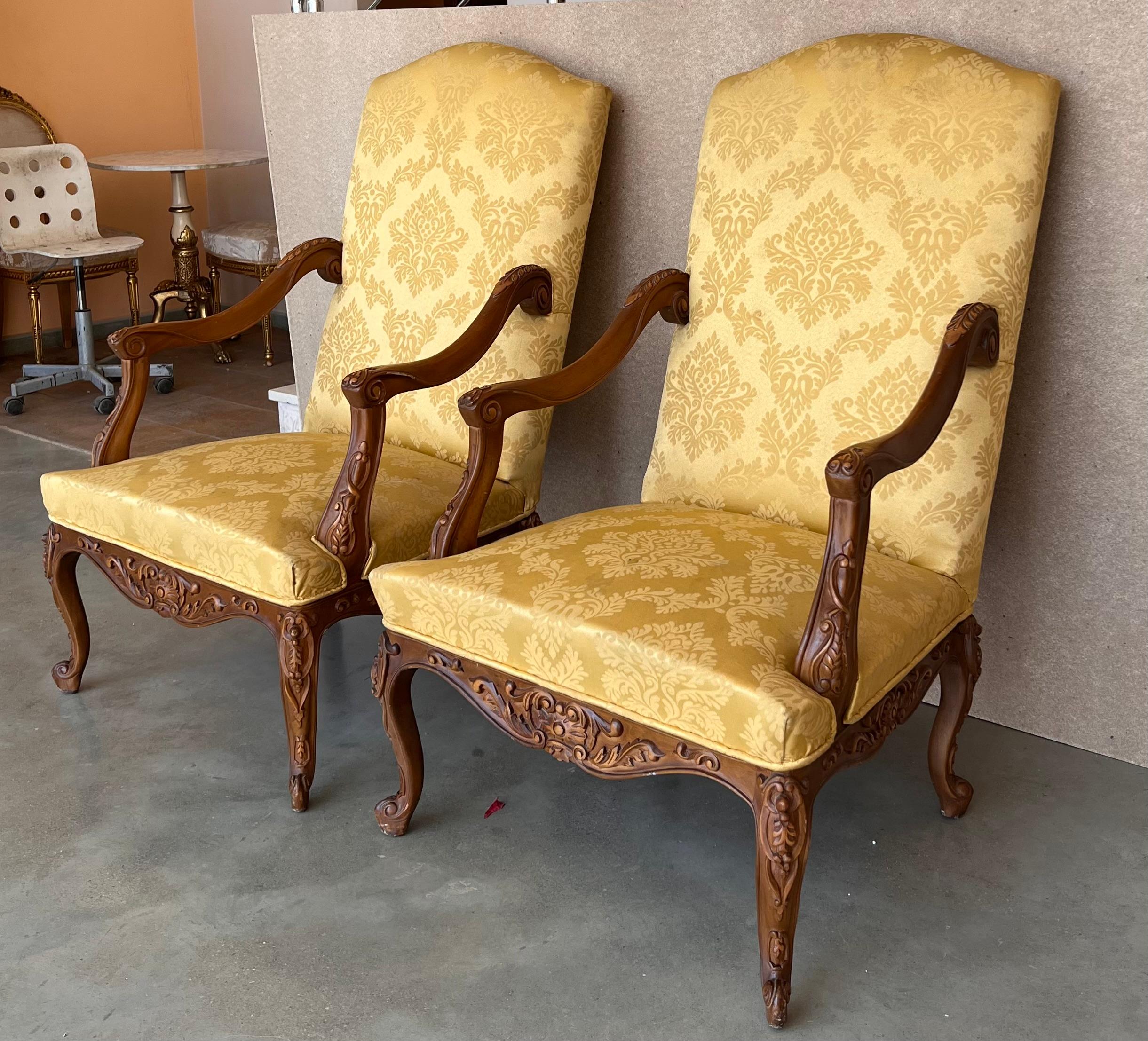 Louis XVI Style Spanish Pair of High Back Carved Walnut Armchairs, 1900s For Sale 1