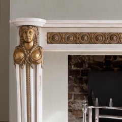 Camino in marmo statuario e ormeggio in stile Luigi XVI