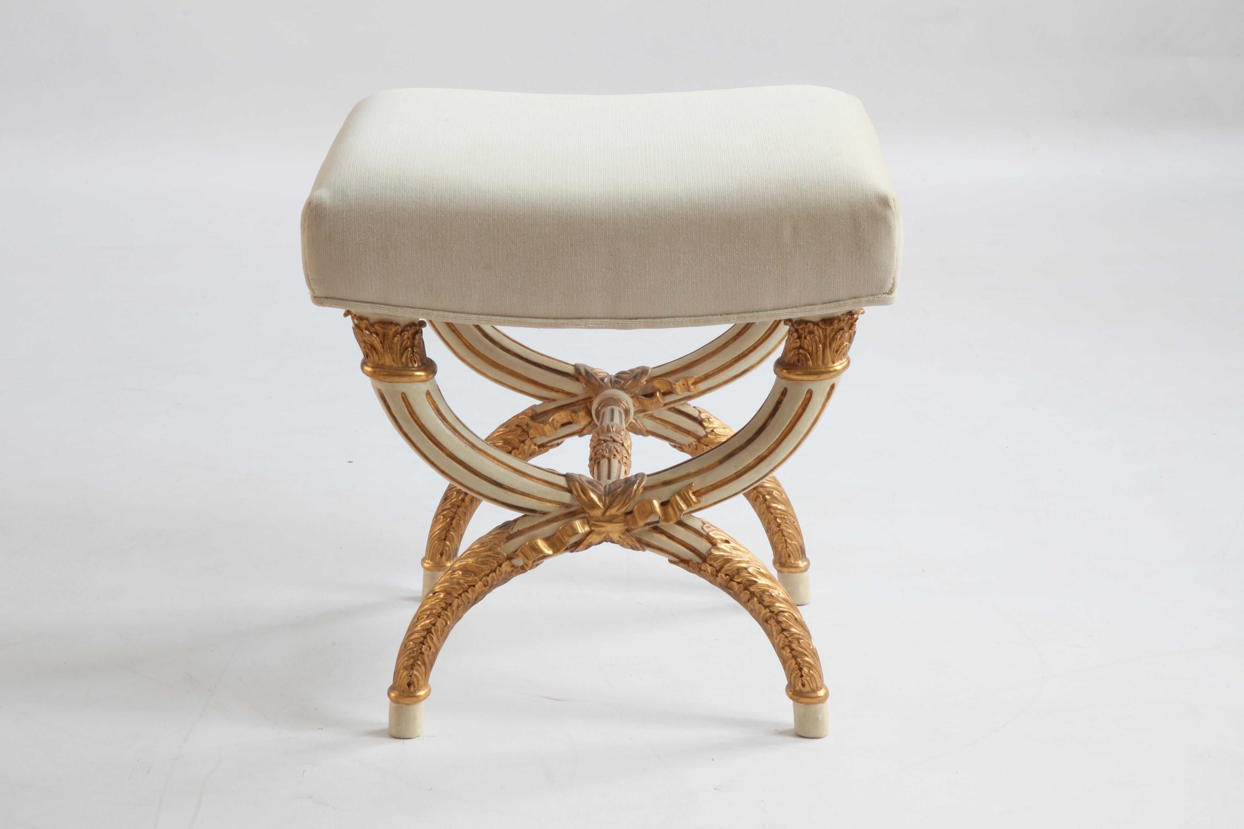 Hand-Carved Louis XVI Style Stool in X-Shaped, Painted in Warm Grey with Gold Highlights