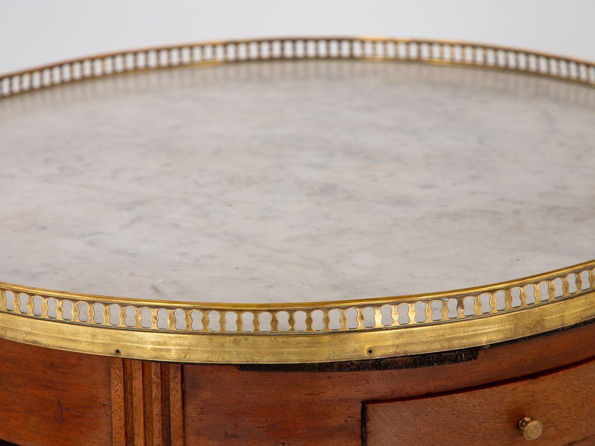 XIXe siècle Table de style Louis XVI en vente