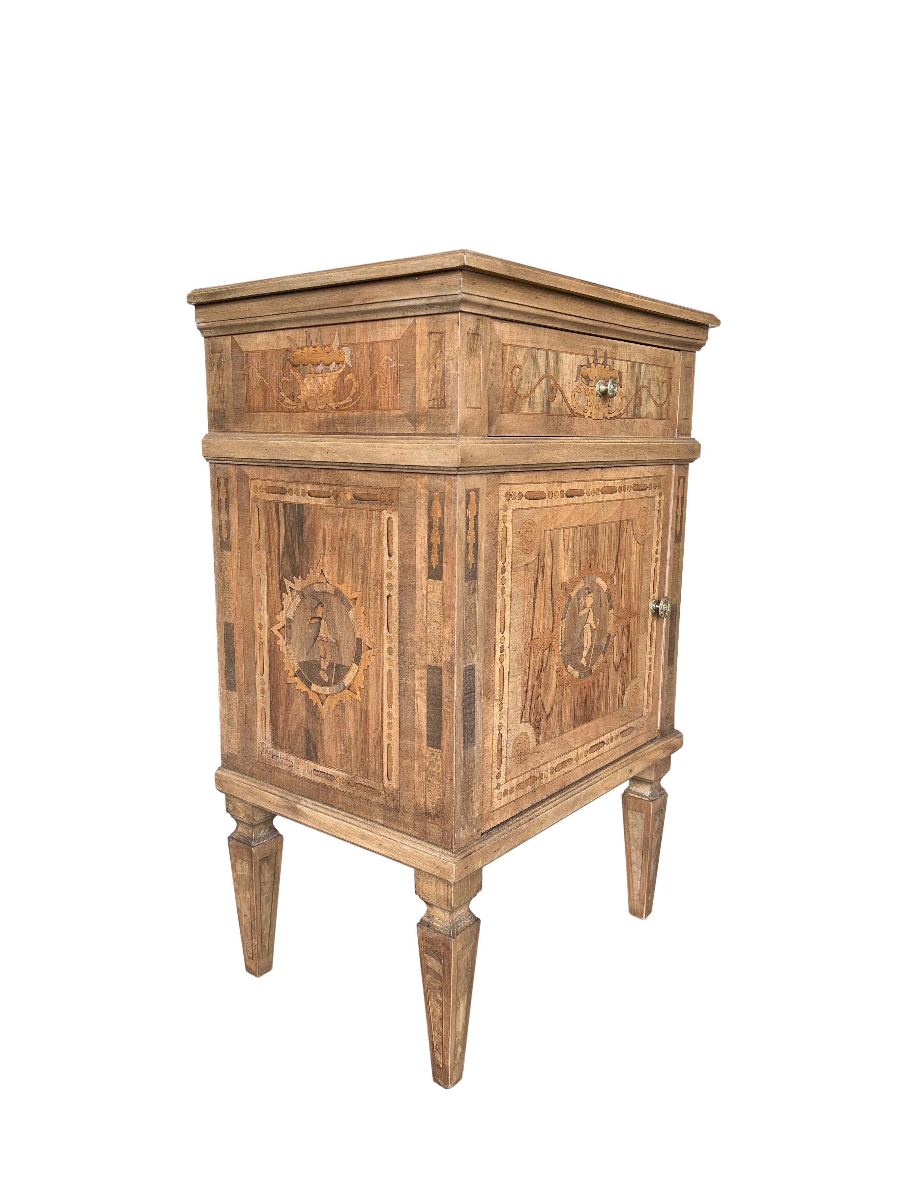 Louis XVI Style Tuscan Italian Walnut Nightstand Pair with Inlay Marquetry   In Good Condition For Sale In Encinitas, CA