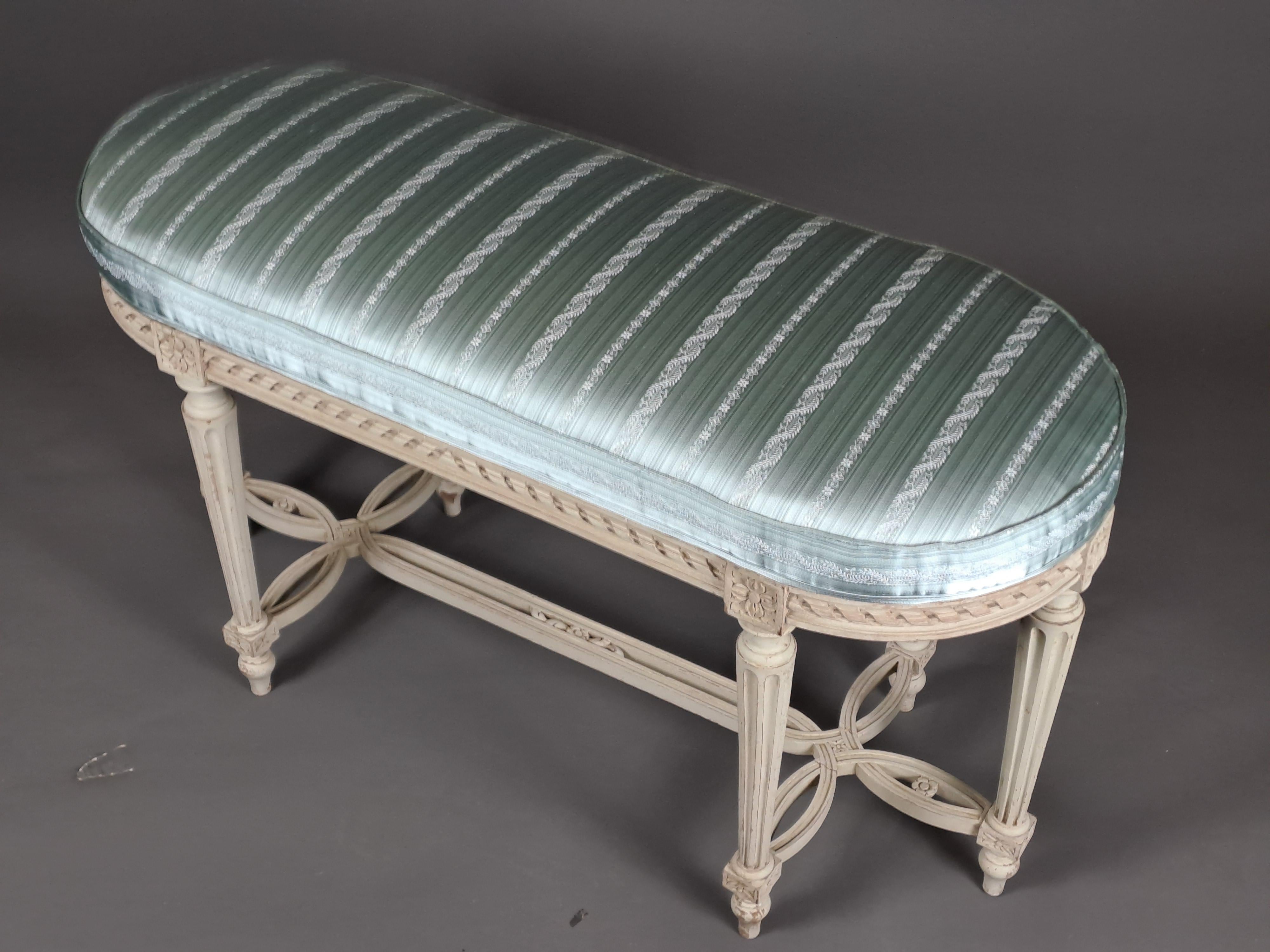 Louis XVI Style Two-seater Piano Bench In Gray Lacquered Wood For Sale 1