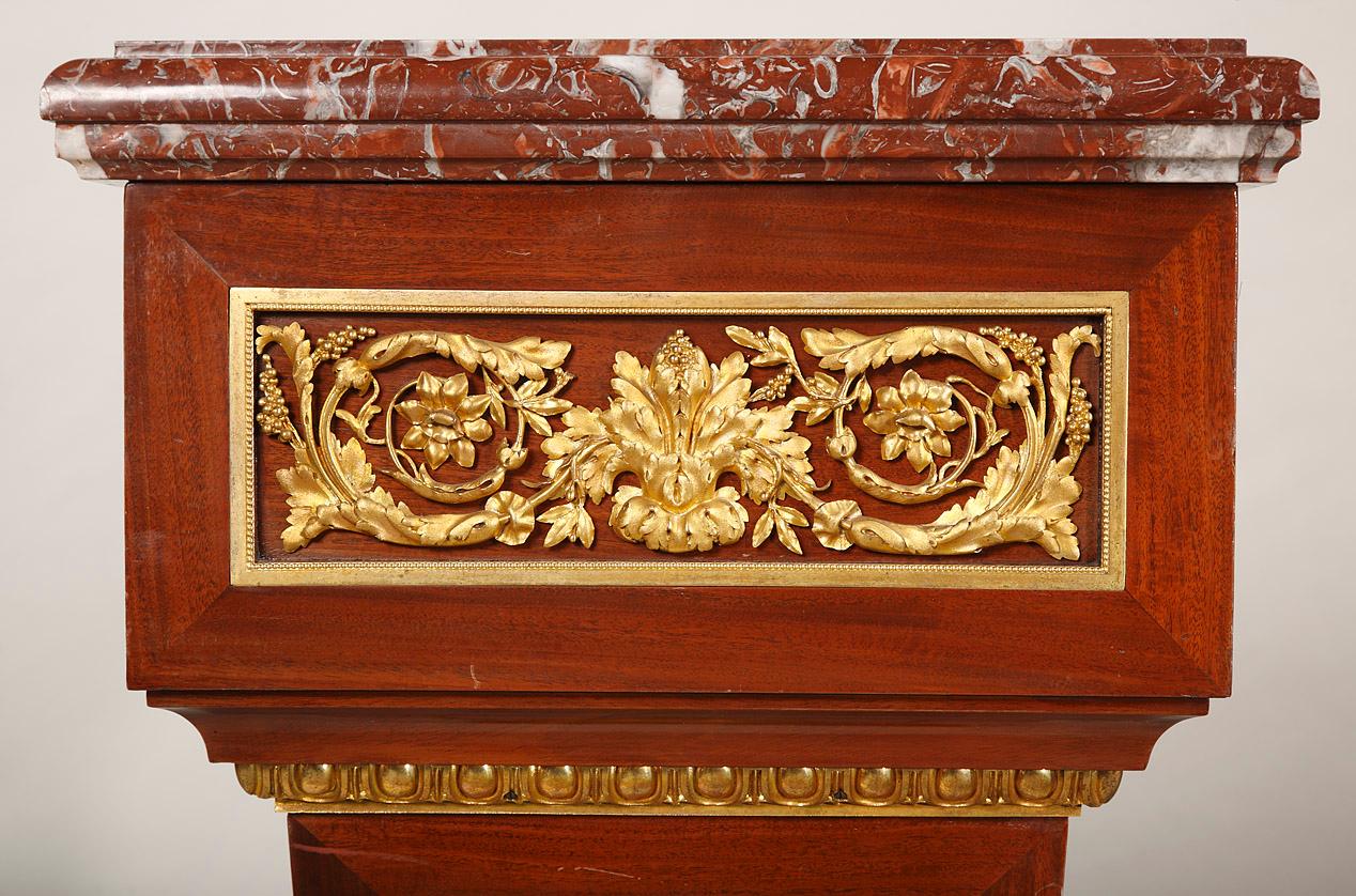 Gilt Louis XVI Style Wall-Side Pedestal, France, Circa 1880 For Sale