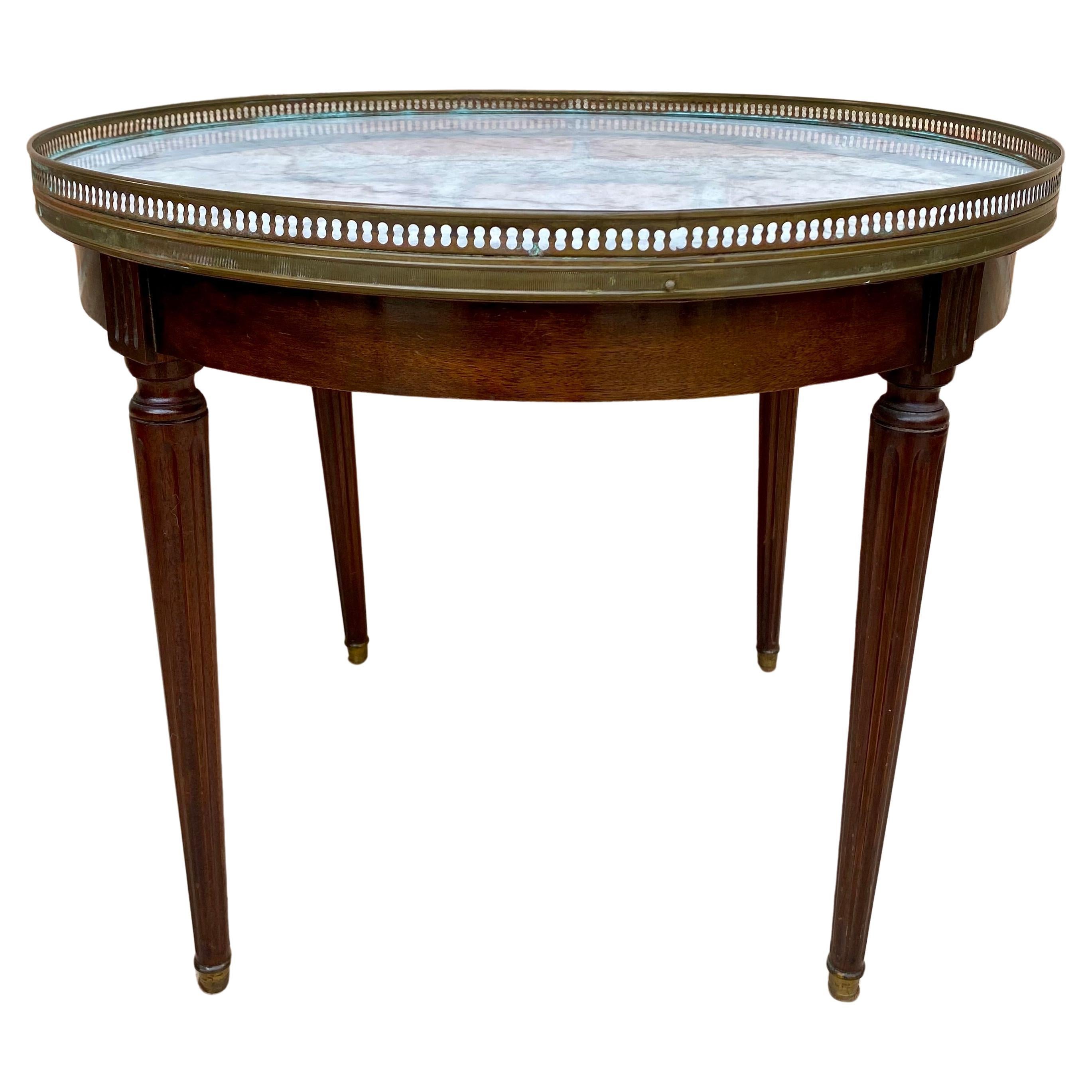 Bouillotte-Tisch aus Nussbaum und Marmorplatte im Louis-XVI.-Stil, 1890er Jahre