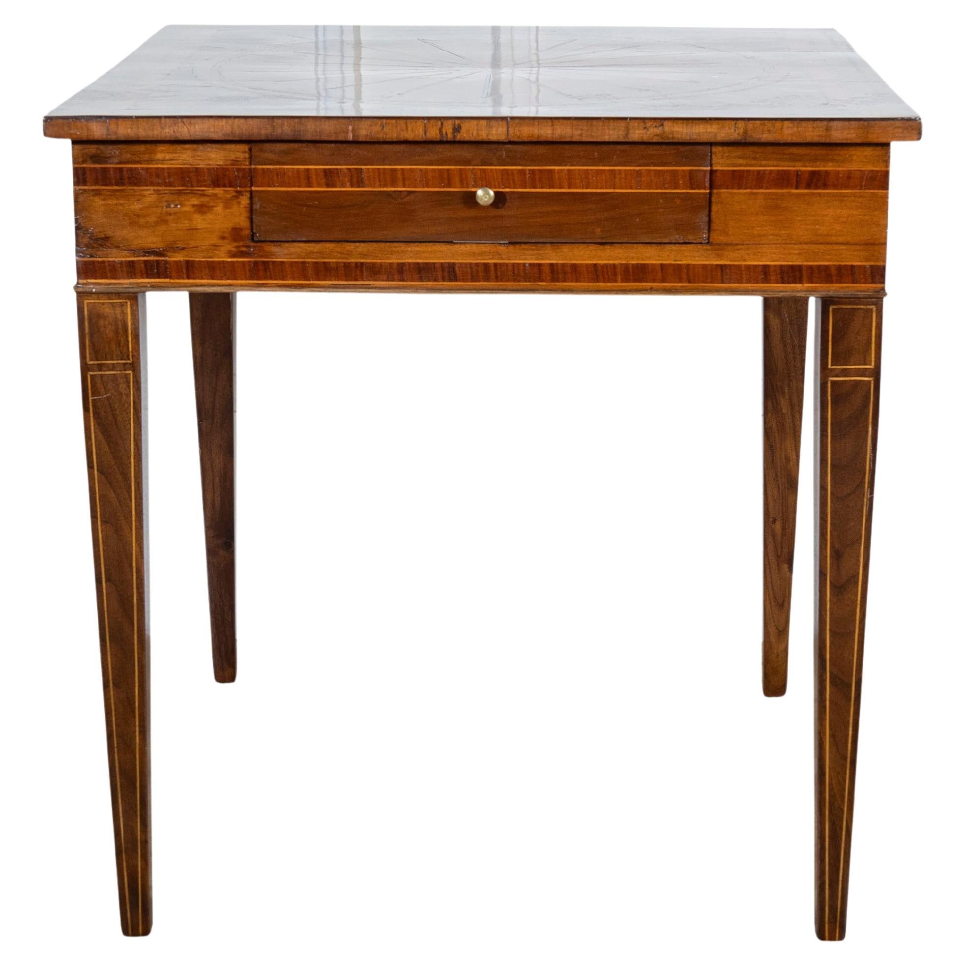 Mesa de nogal y marquetería con cajón estilo Luis XVI, Italia, Mediados del S. XIX