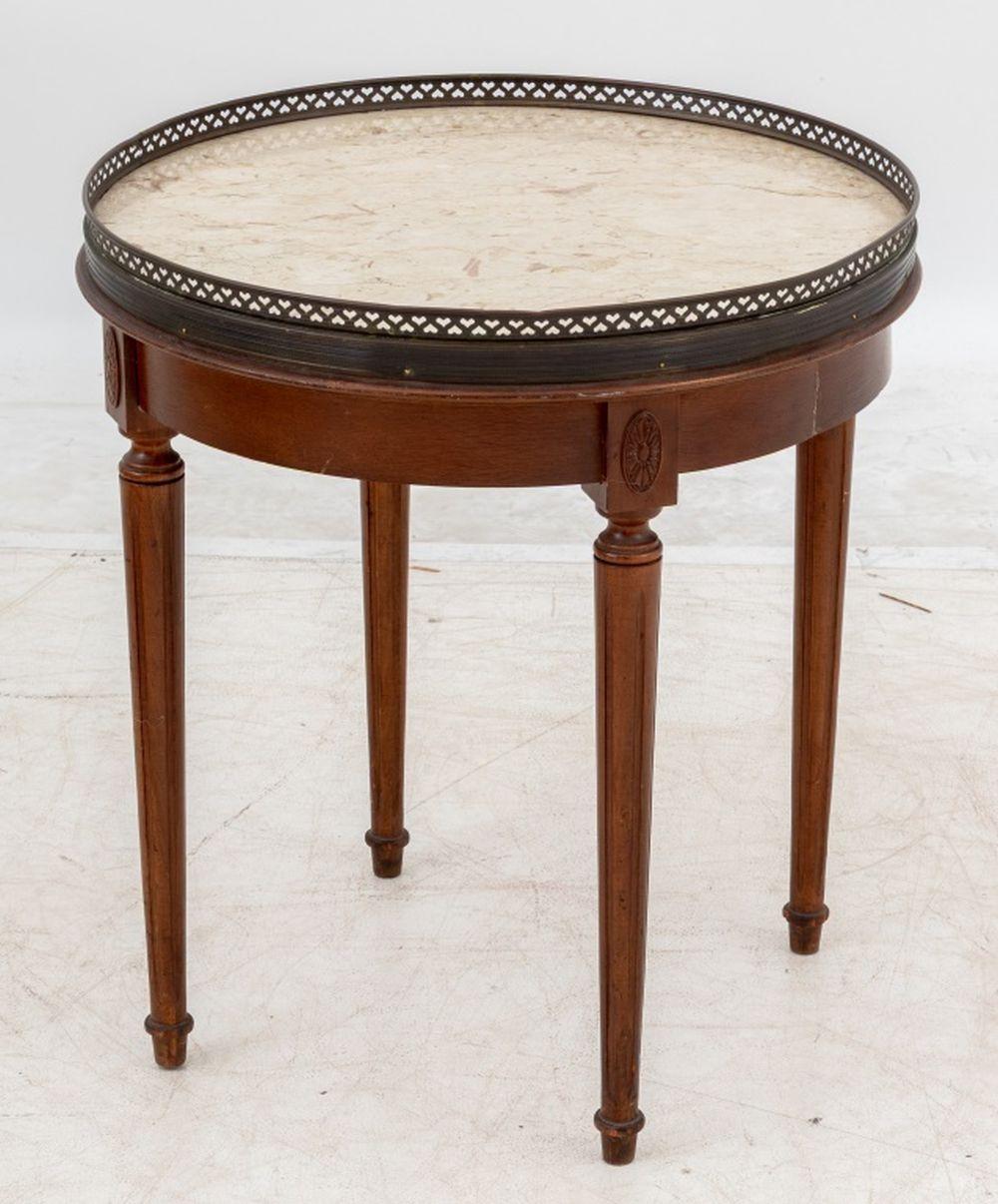 Louis XVI Style Walnut Circular Marble Top Table In Good Condition For Sale In Astoria, NY