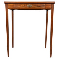 Tavolo da gioco in noce in stile Luigi XVI