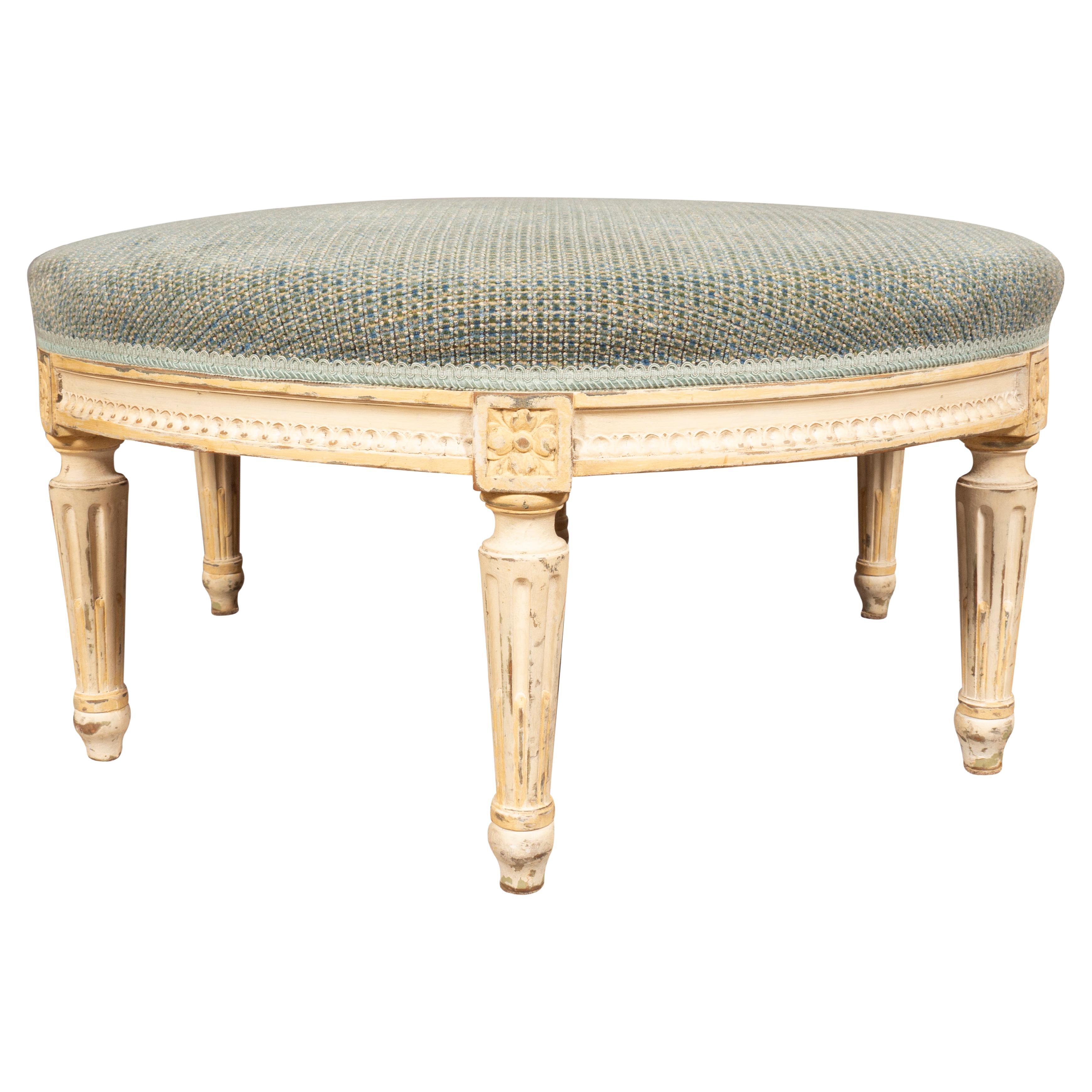 Banc circulaire peint en blanc de style Louis XVI