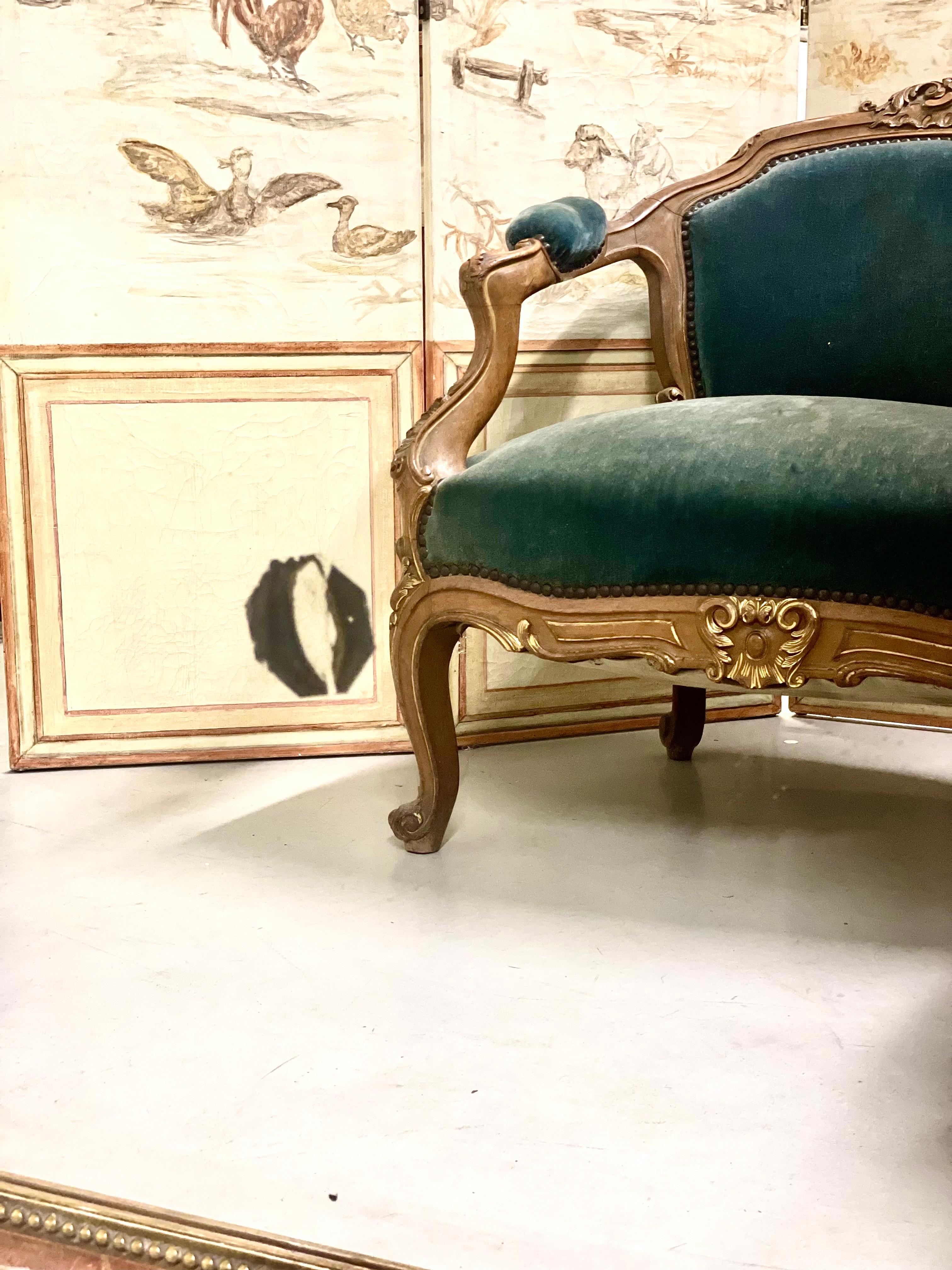 Miroir de cheminée en bois et stuc doré de style Louis XVI en vente 3