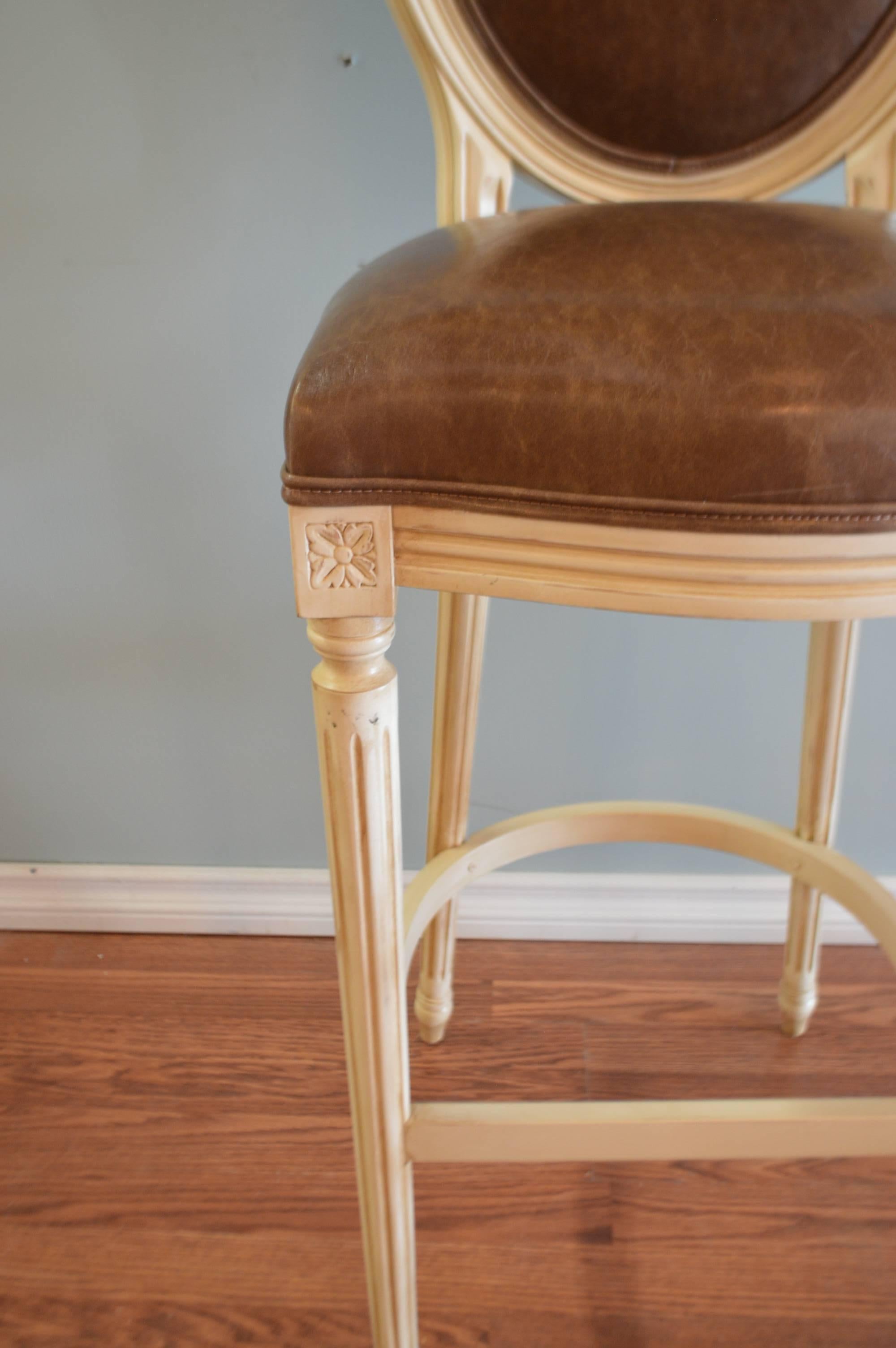 Louis XVI Style Wooden Painted Bar Stool with Oval Back for Custom Order In Excellent Condition For Sale In Oakville, ON