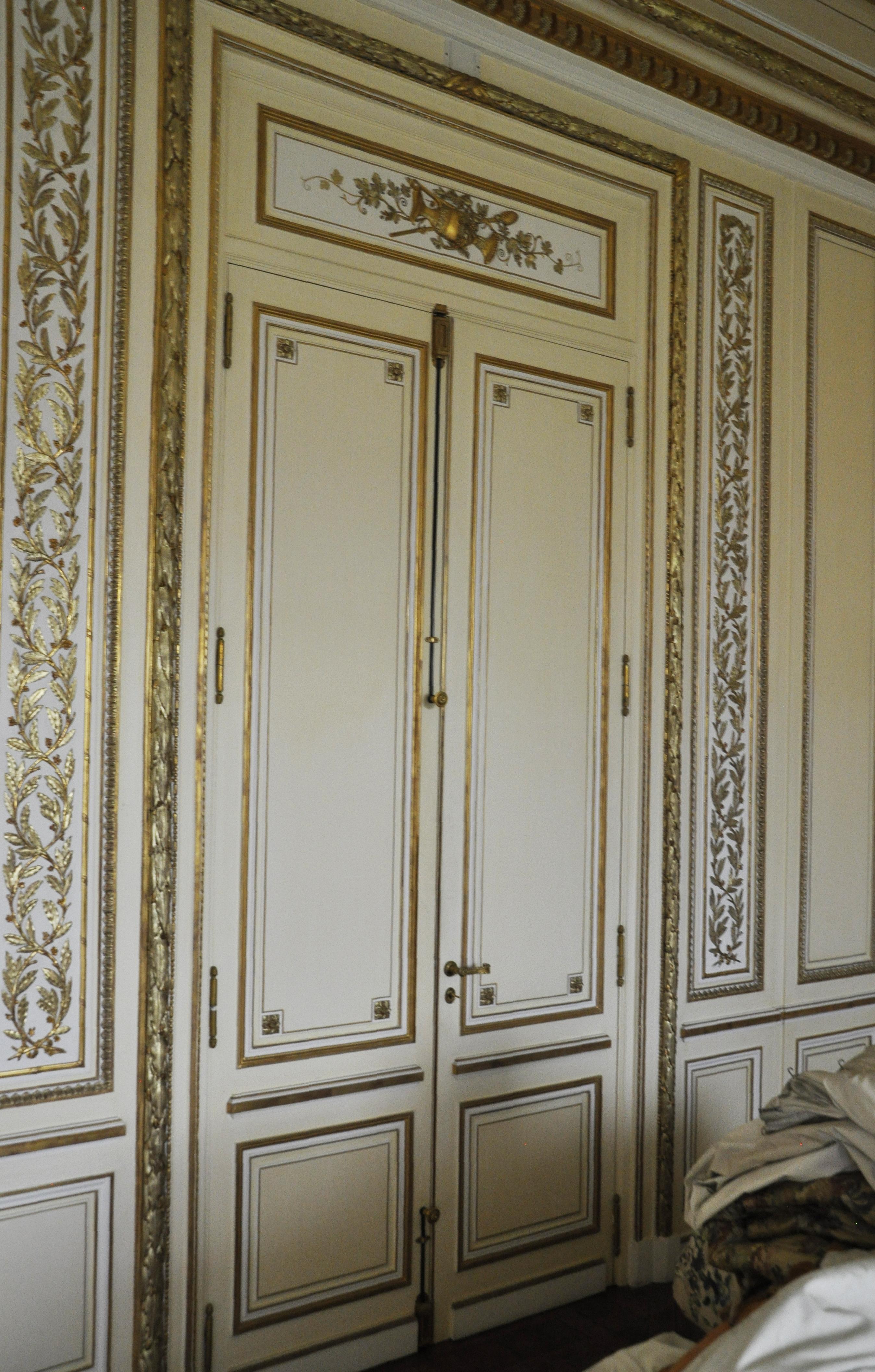 Boiserie de style Louis XVI, fin du 20e siècle en vente 1