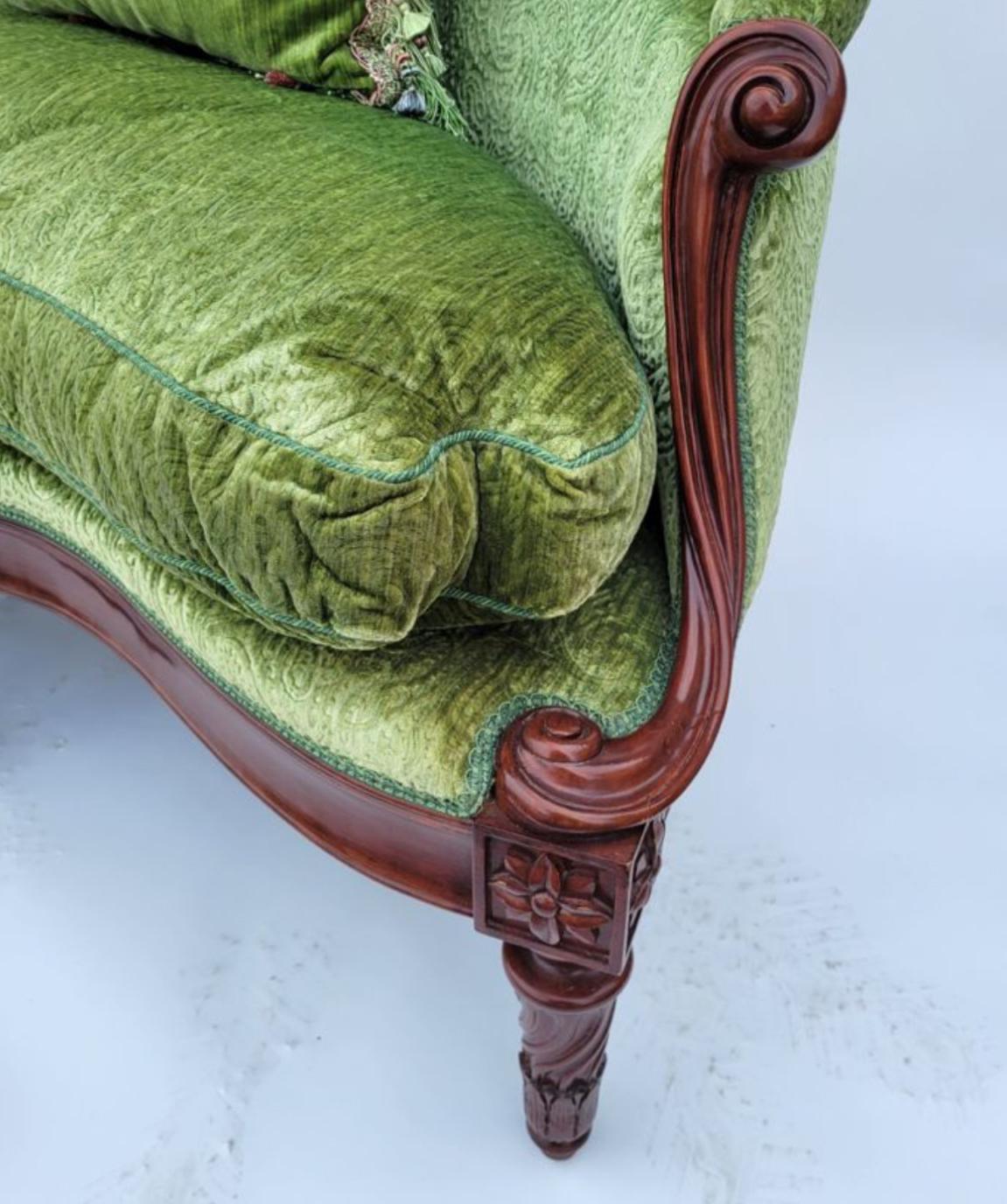 Louis XVI Styly Green Silk Velver Canapé Sofa Settee W Clarence House Tiger Pillow