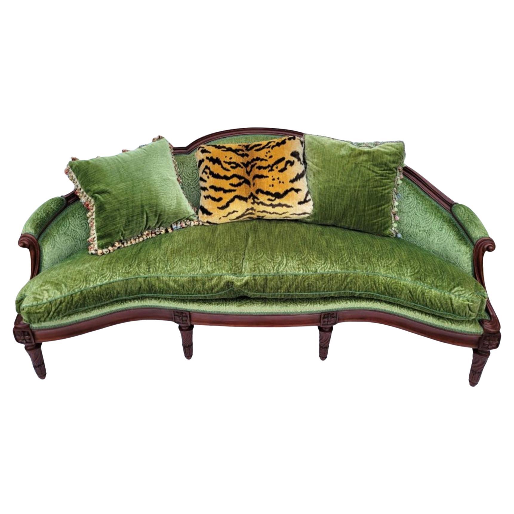 Louis XVI Styly Green Silk Velver Canapé Sofa Settee W Clarence House Tiger Pill For Sale