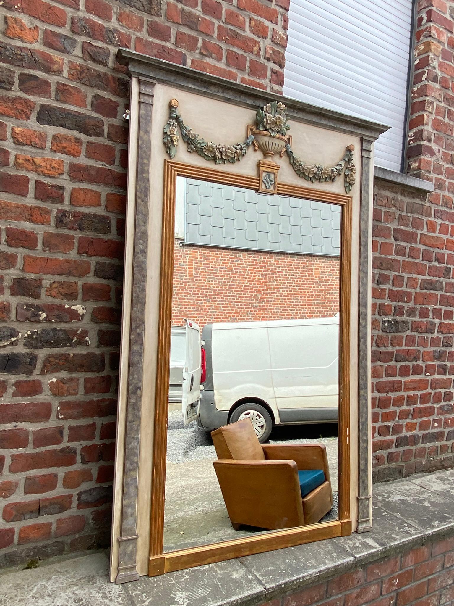 Trumeau-Spiegel im Louis-XVI-Stil (Holz) im Angebot
