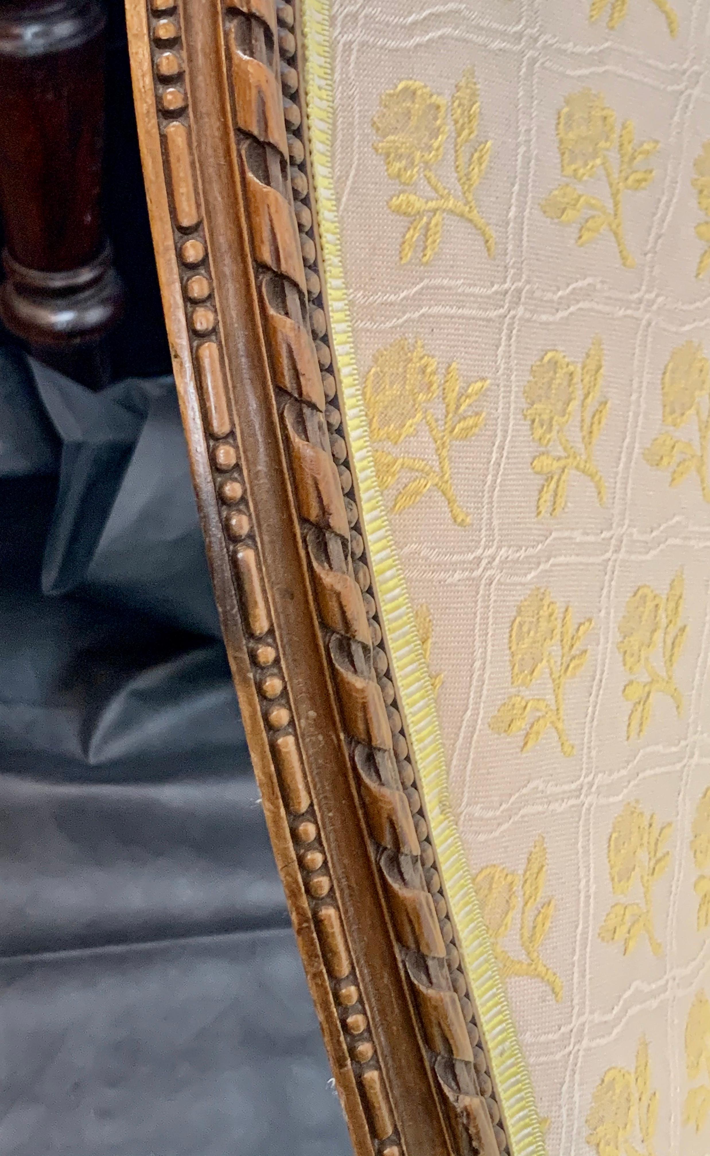 Fabric Upholstered Bérgère, Louis XVI, Hand Carved, France, 19th c. 