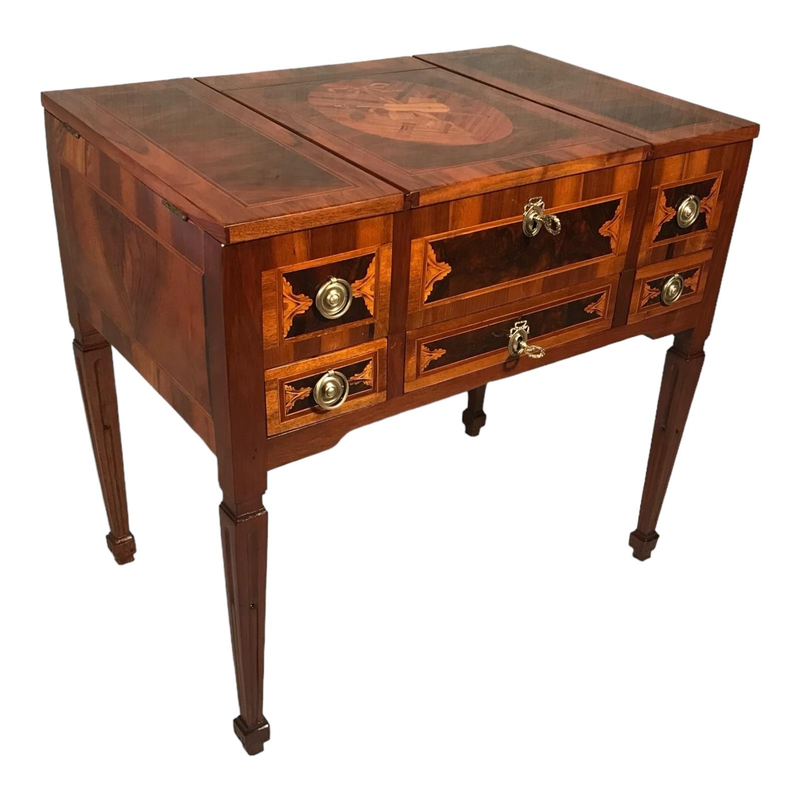 Marqueterie Louis XVI Vanity or Poudreuse, Germany 1780 en vente