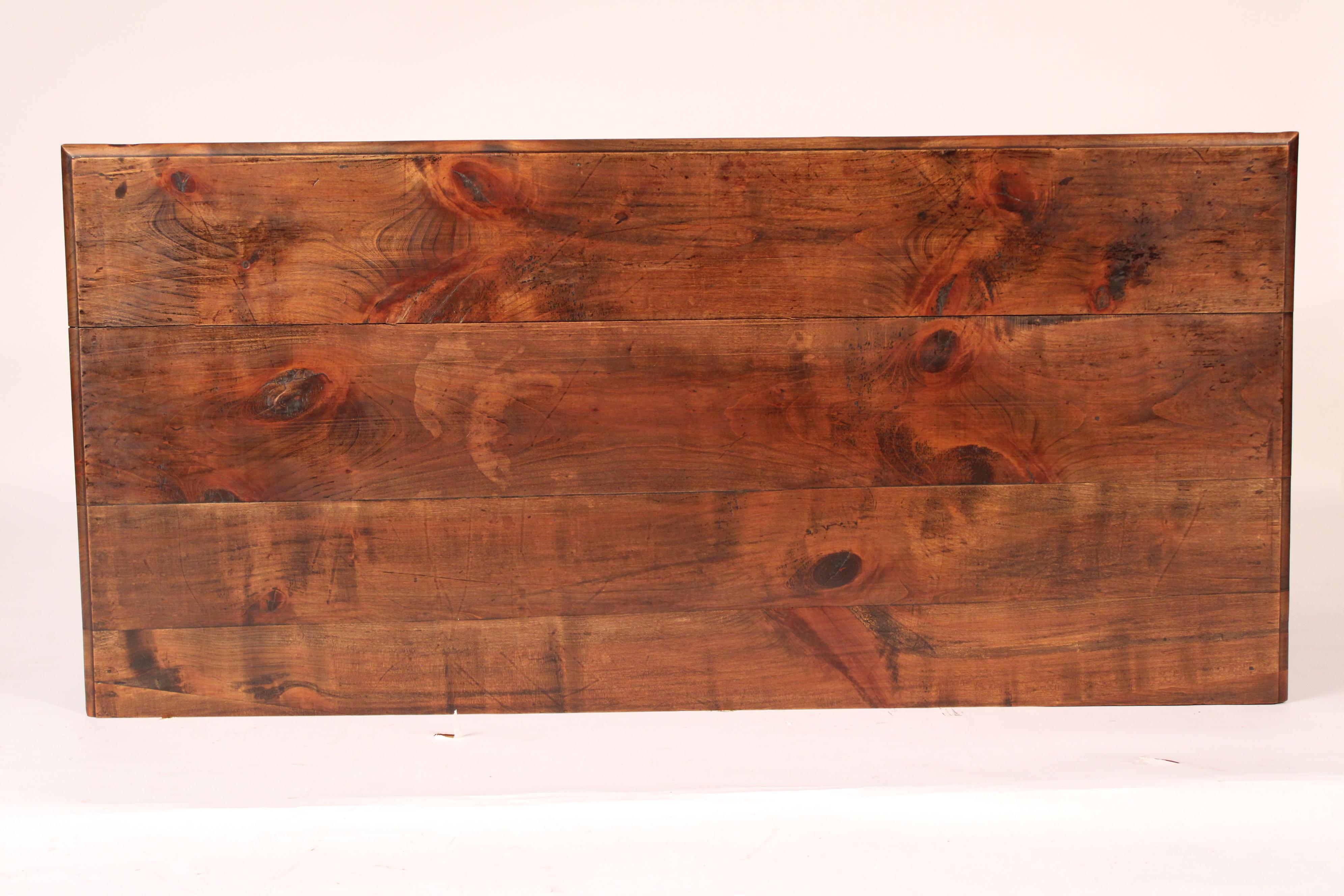 Ottone Cassettiera in noce e olmo Luigi XVI