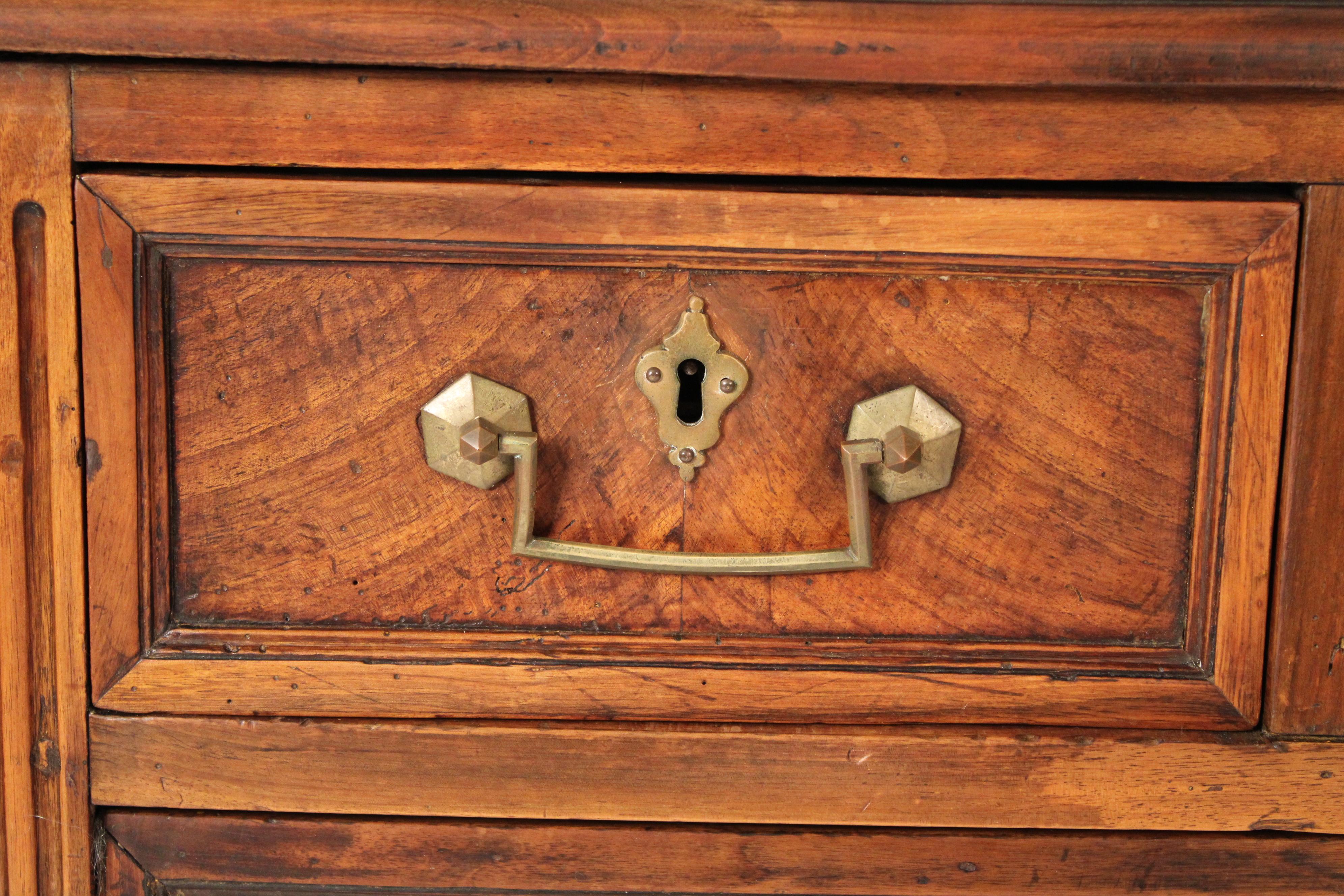 Cassettiera in noce e olmo Luigi XVI 2