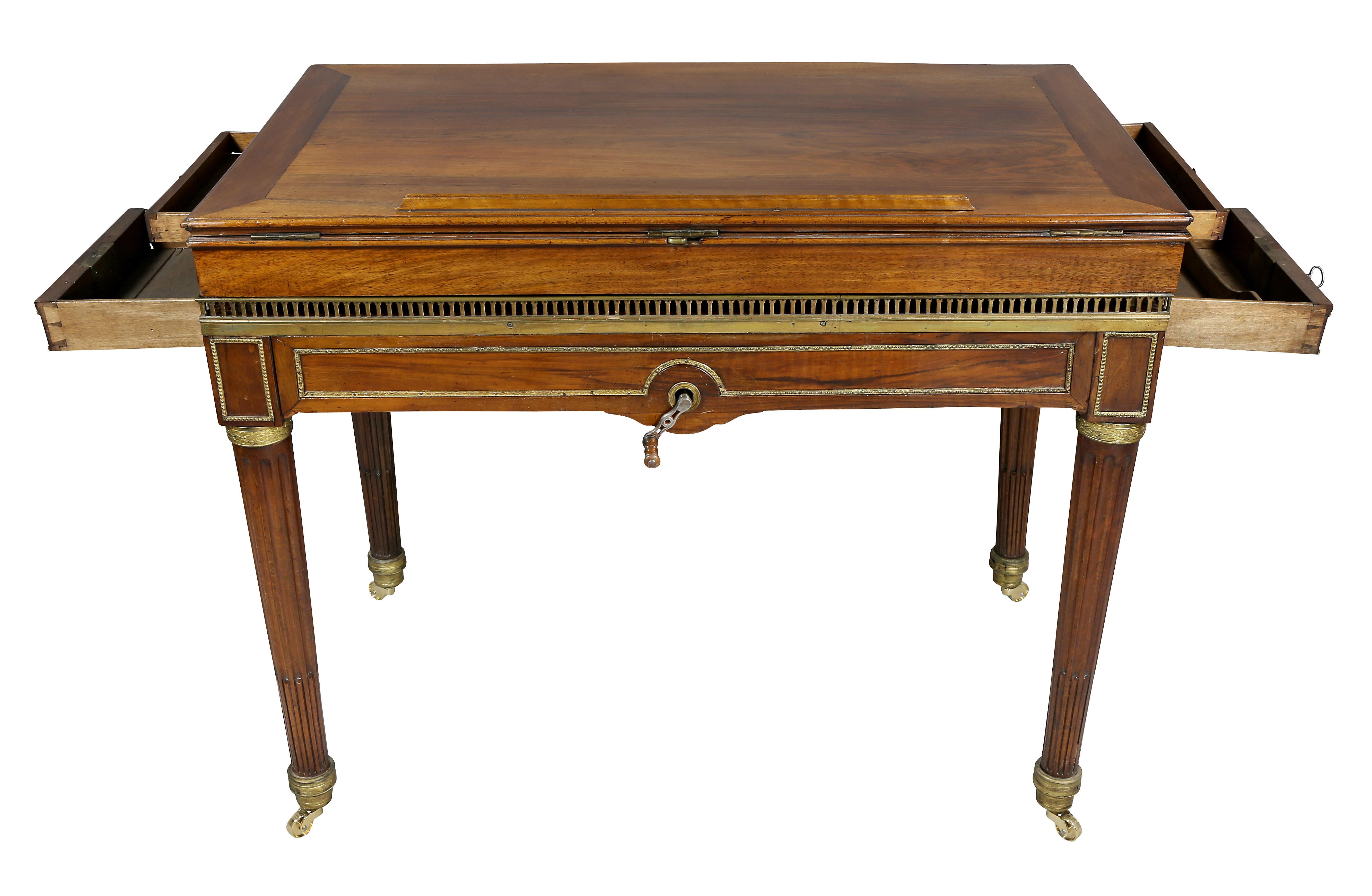 Louis XVI Walnut Architects Table a La Tronchin In Good Condition For Sale In Essex, MA
