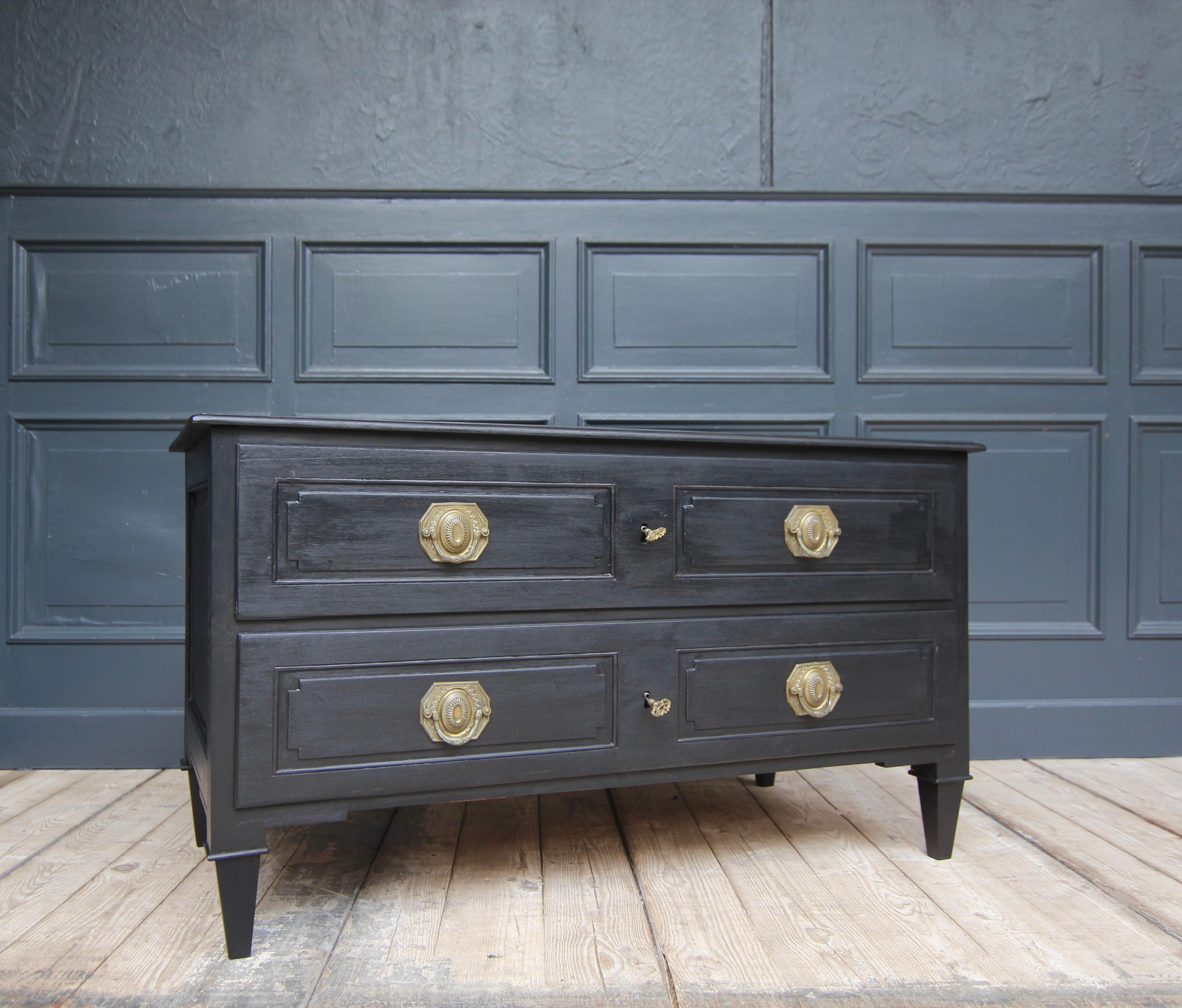 Louis XVI Walnut Chest of Drawers For Sale 10